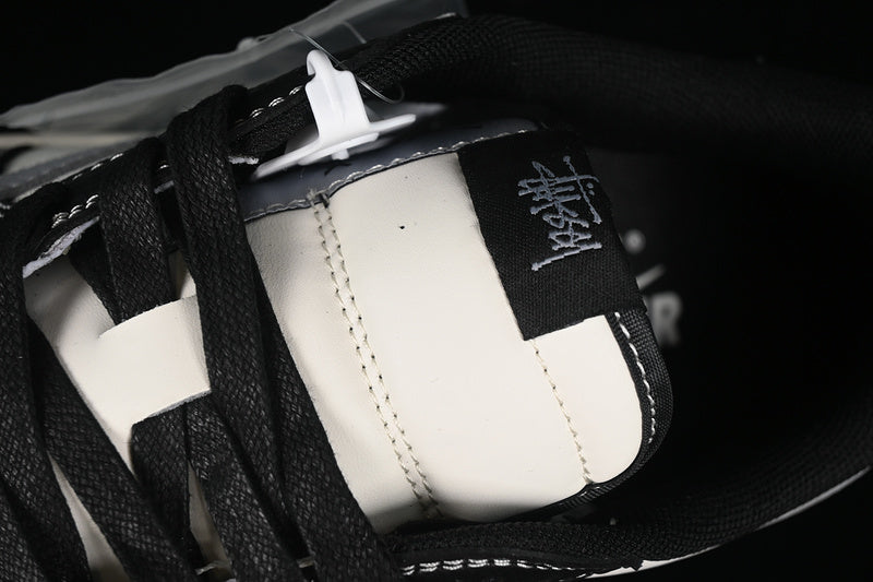 Travis Scott Fragment Design Nike Air Jordan 1 low OG SP Grey Sole Black White Sneakers