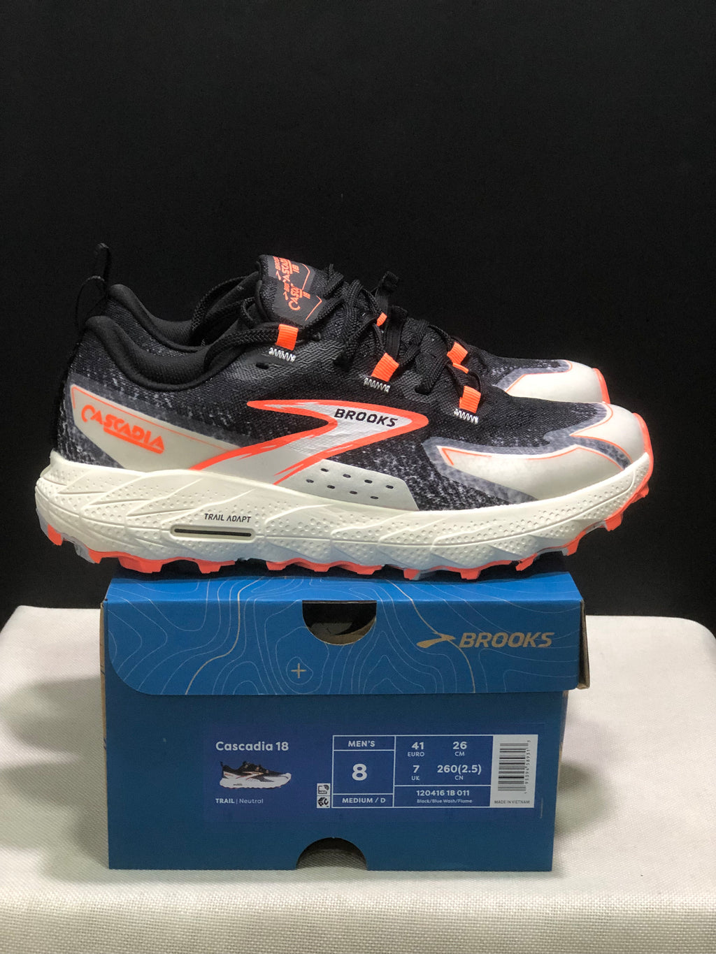 Brooks Cascadia 18 Low-top Running Shoes Black/Blue Wash/Flame