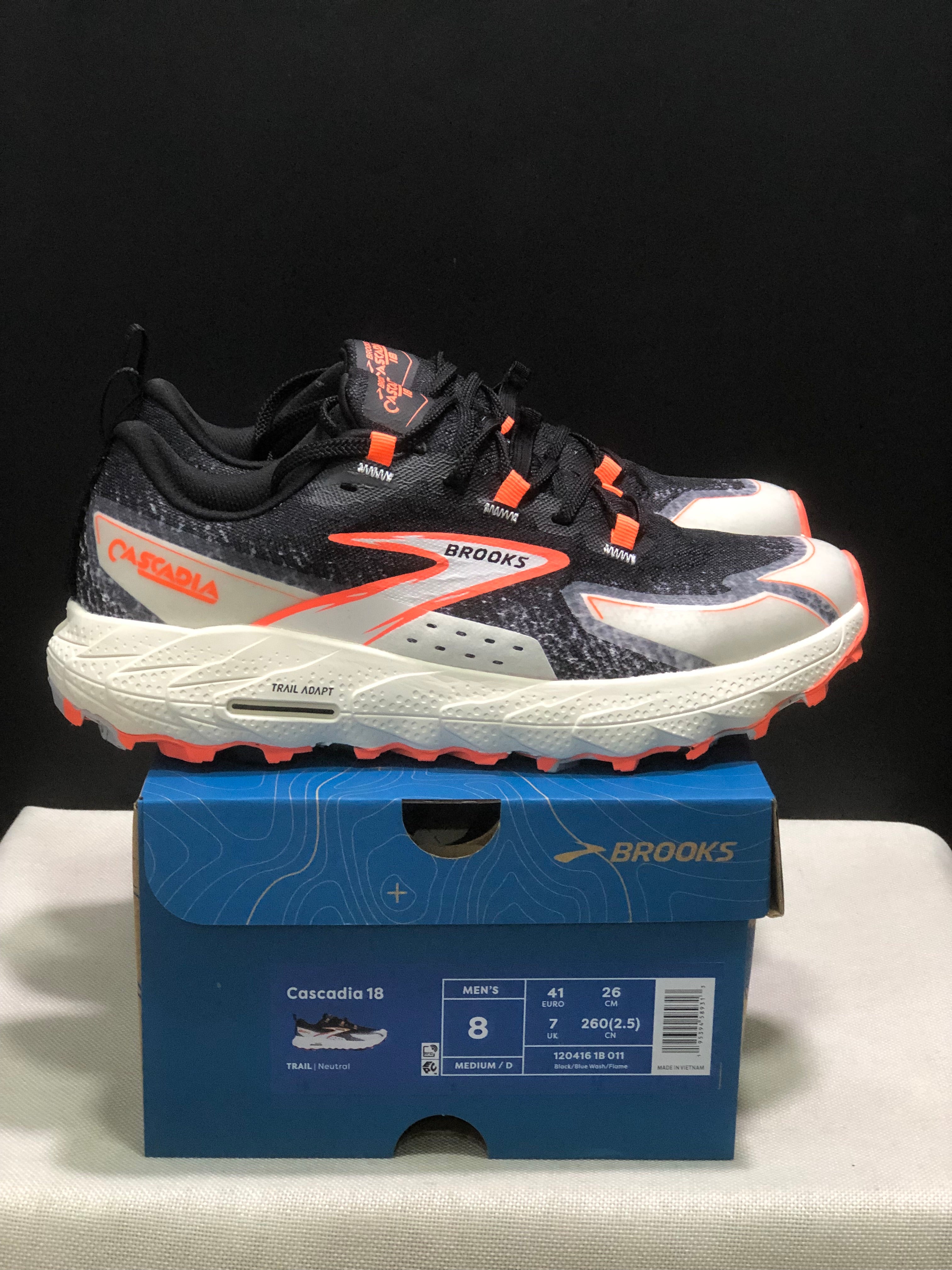 Brooks Cascadia 18 Low-top Running Shoes Black/Blue Wash/Flame