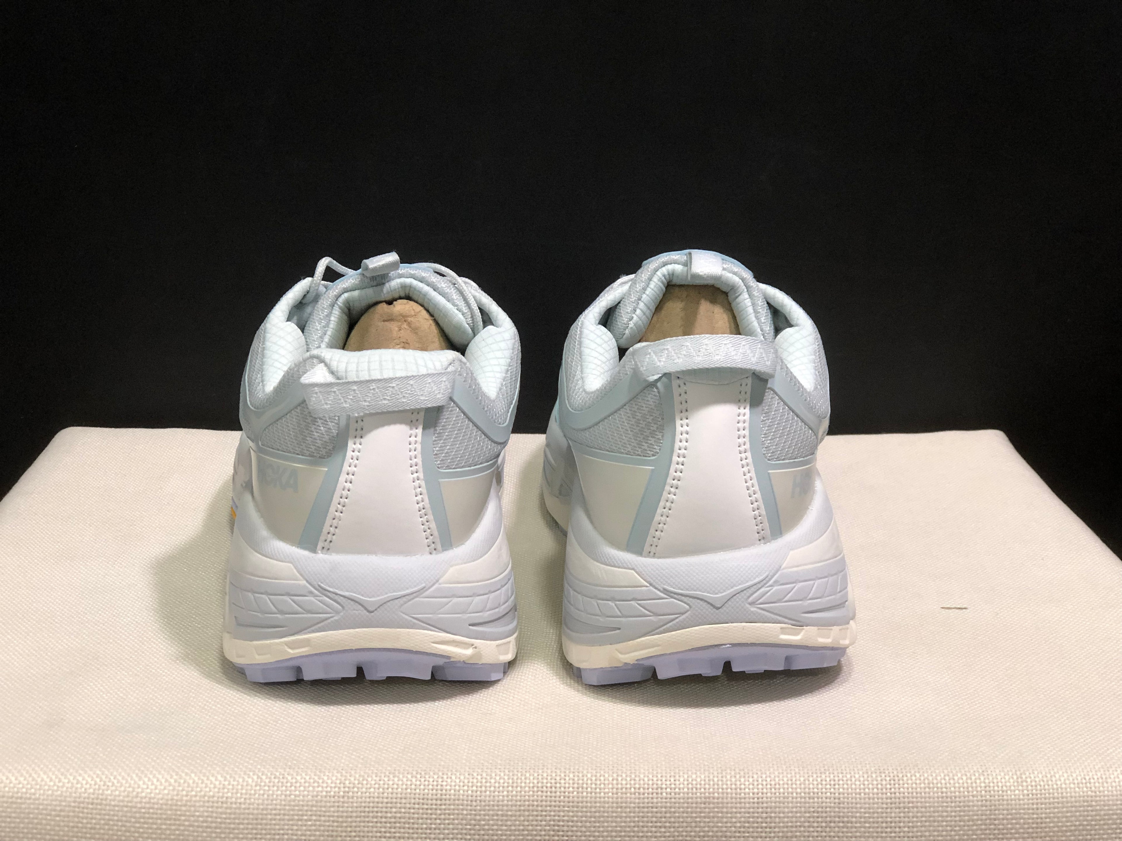 Hoka One One Mafate Three 2 Anti-slip Running Shoes Sneakers White