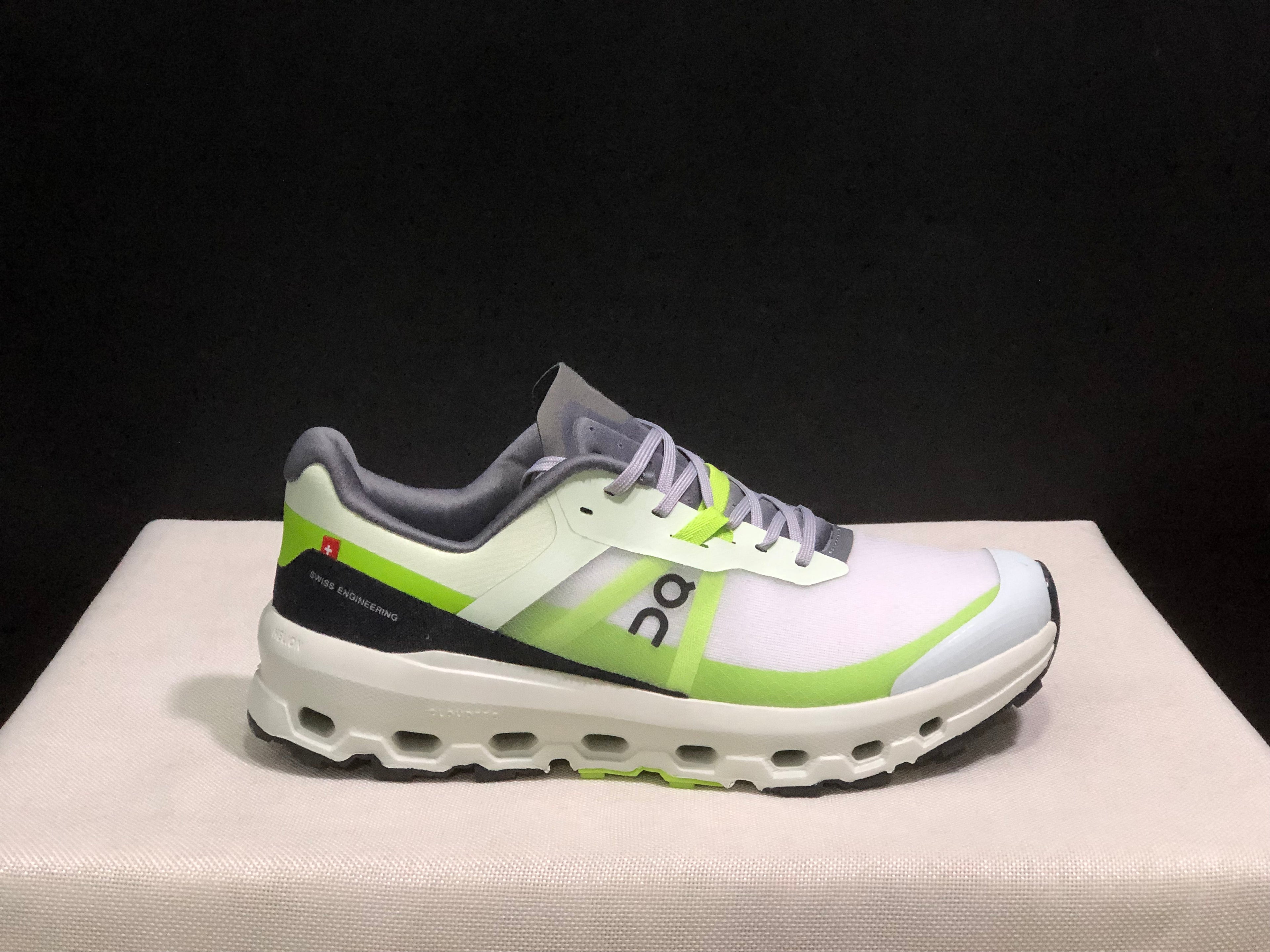 On Running Cloudvista 2 Waterproof Trail Running Shoes Grey/Ivory/Green