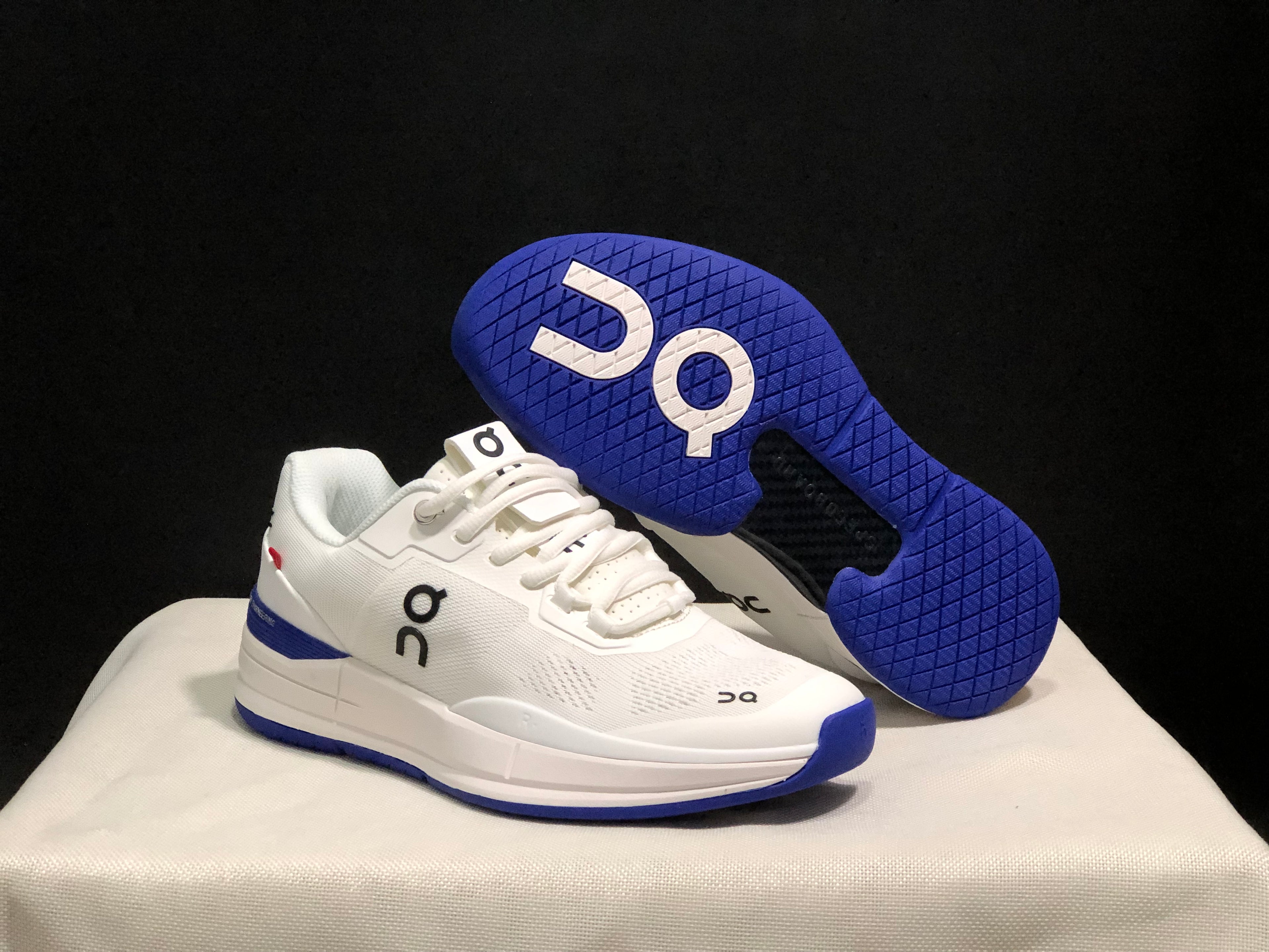On Running The Roger Rro Durable And Breathable Tennis Shoes White/Sapphire Blue