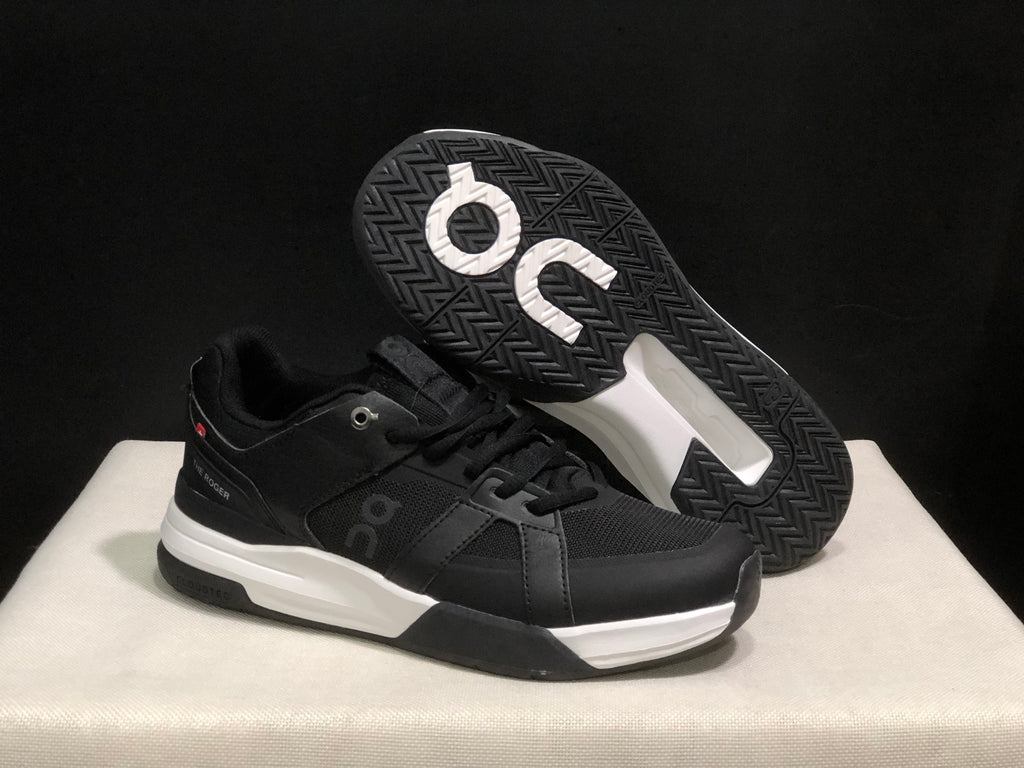 On Running The Roger Clubhouse Pro Anti-Slip Sports Shoes Black/White