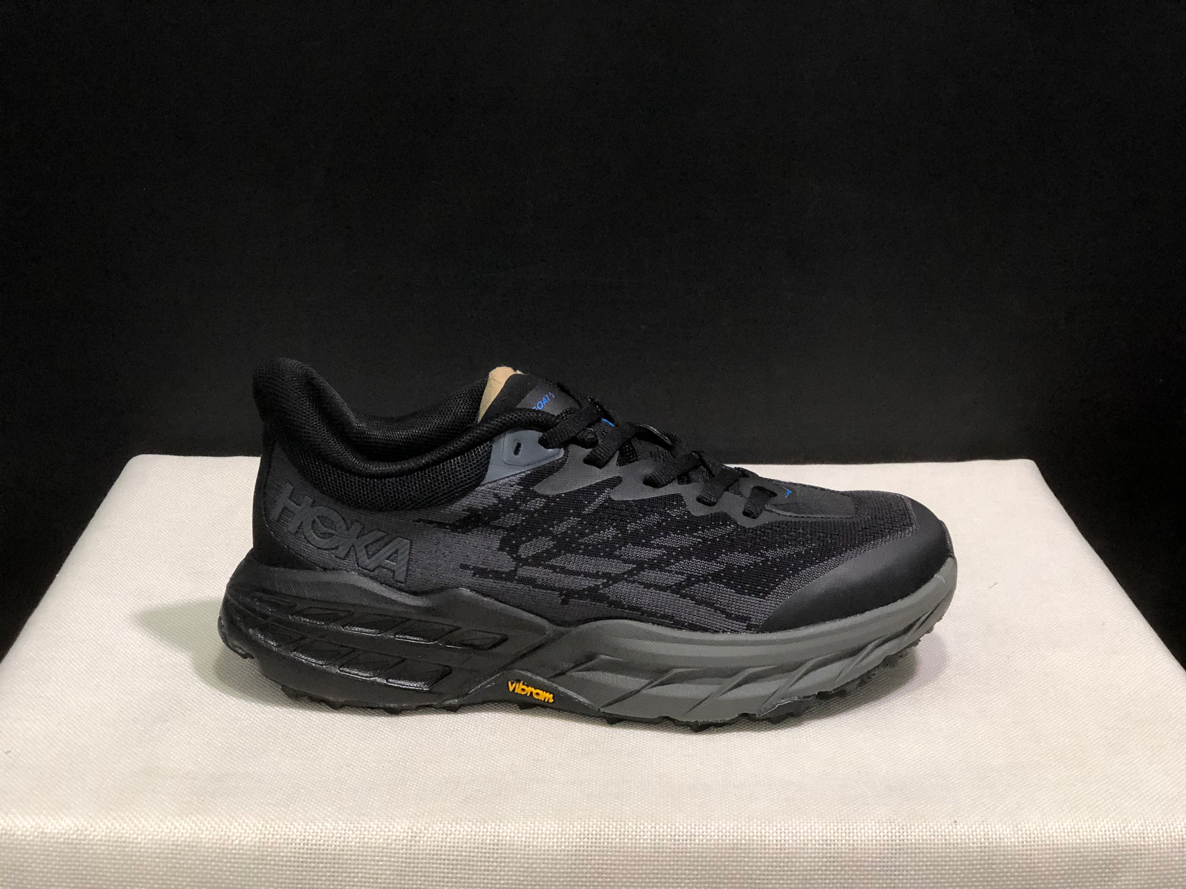 Hoka One One Speedgoat 5 Trail Running Shoes Sneakers Black