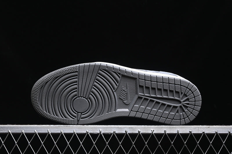 Travis Scott Fragment Design Nike Air Jordan 1 Low OG SP Grey White Casual Fashion Sneakers