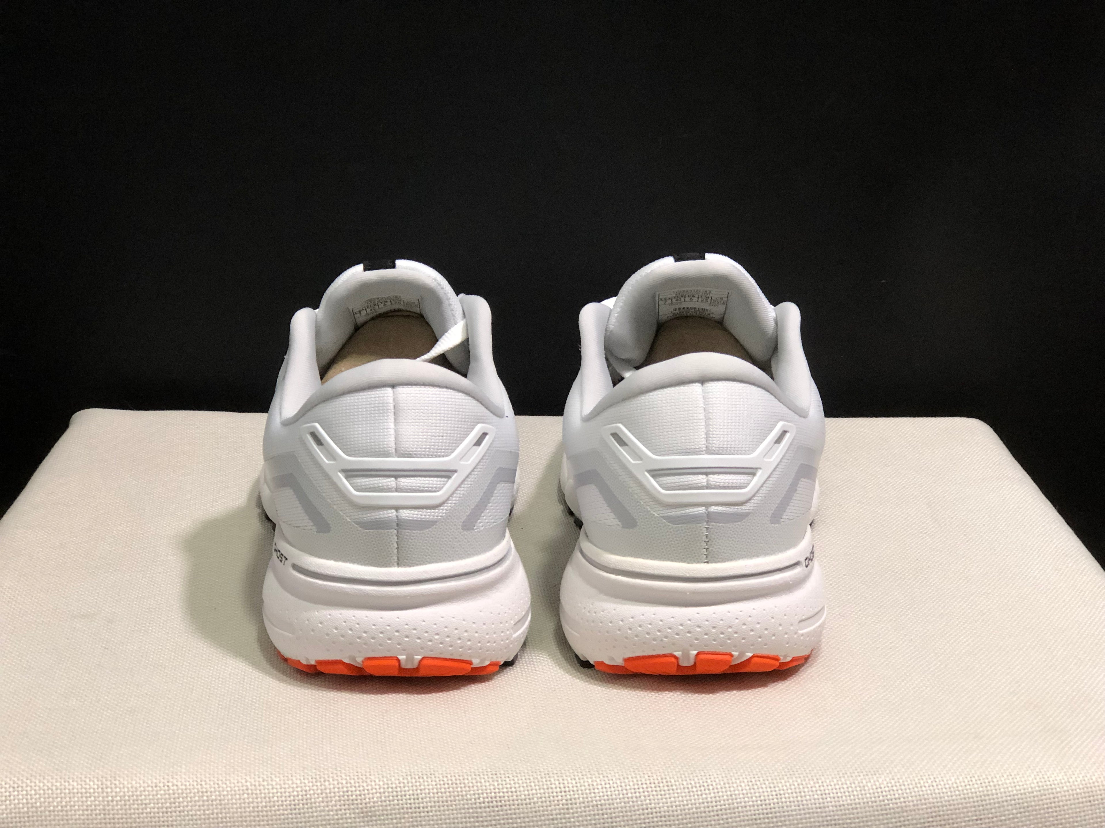 Brooks Ghost 15 Shock-absorbing Wear-resistant Low-top Running Shoes White/Grey