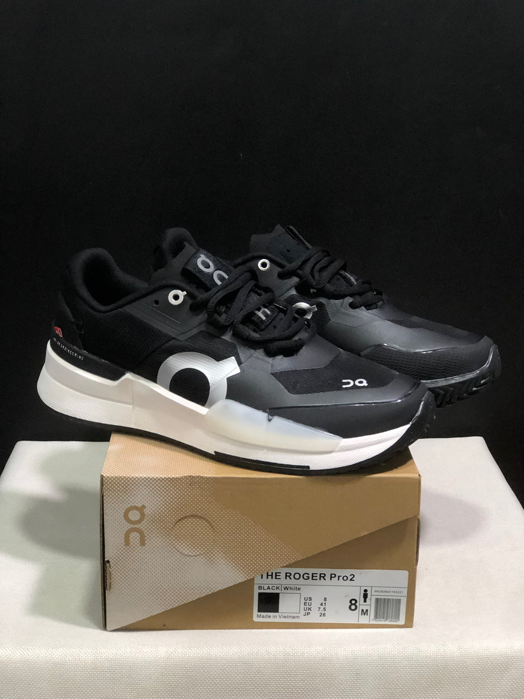 On Running The Roger Pro 2 Black/White Breathable Mesh Training Running Shoes