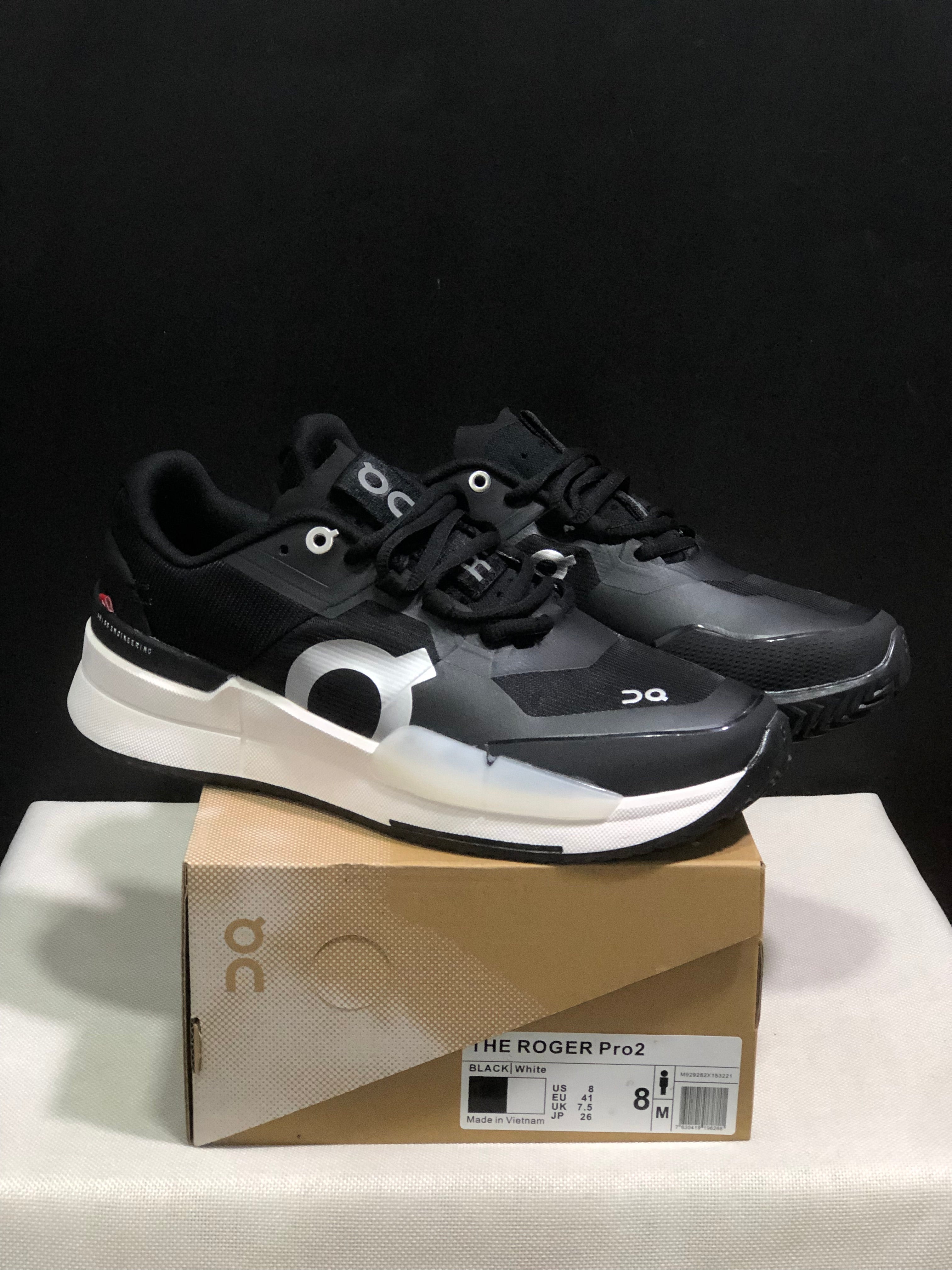 On Running The Roger Pro 2 Black/White Breathable Mesh Training Running Shoes