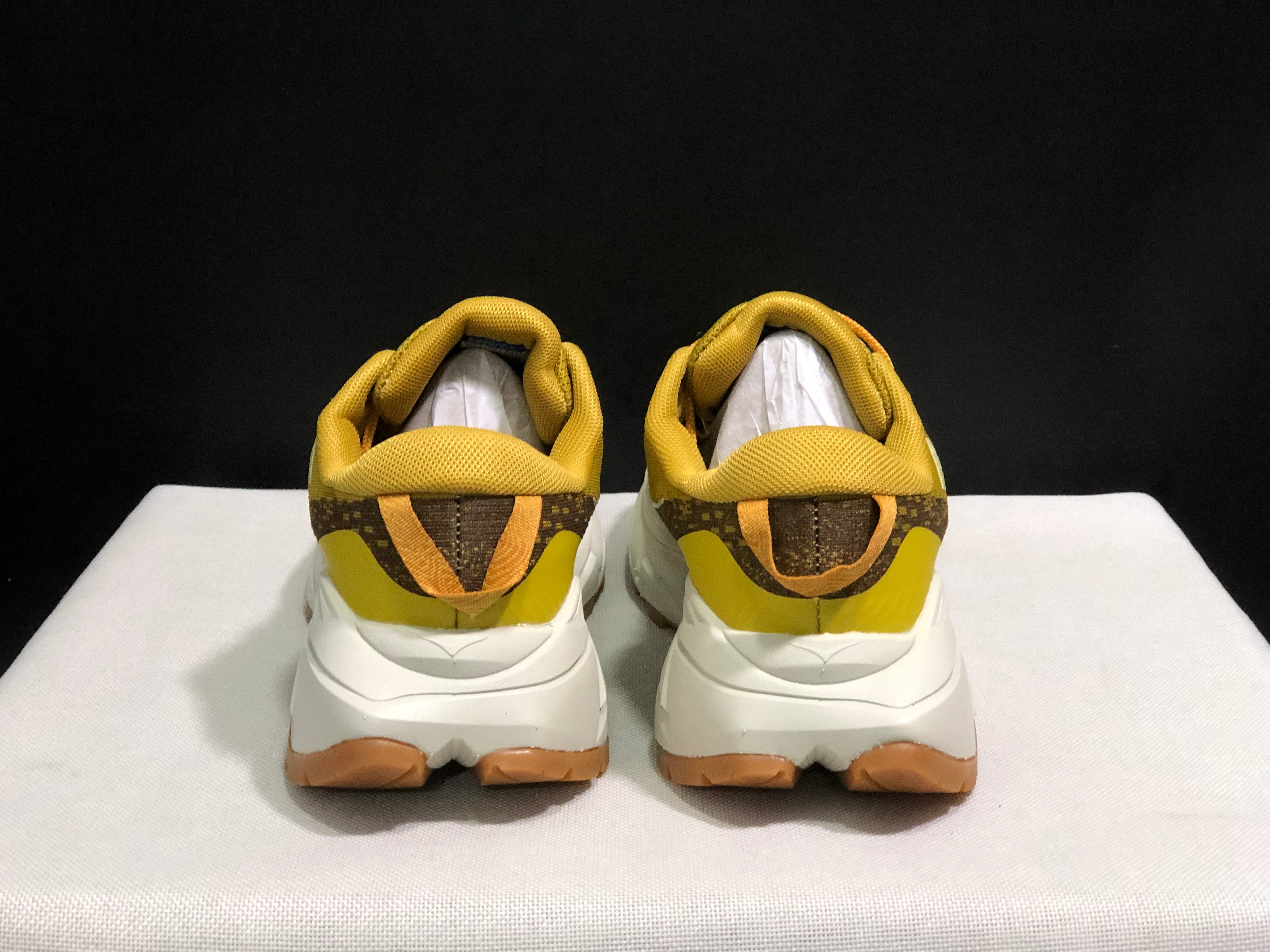 Hoka One One Skyline Float X Outdoor Running Shoes Sneakers Yellow