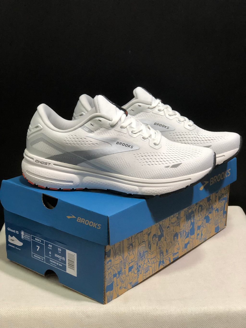 Brooks Ghost 15 Shock-absorbing Wear-resistant Low-top Running Shoes White/Grey