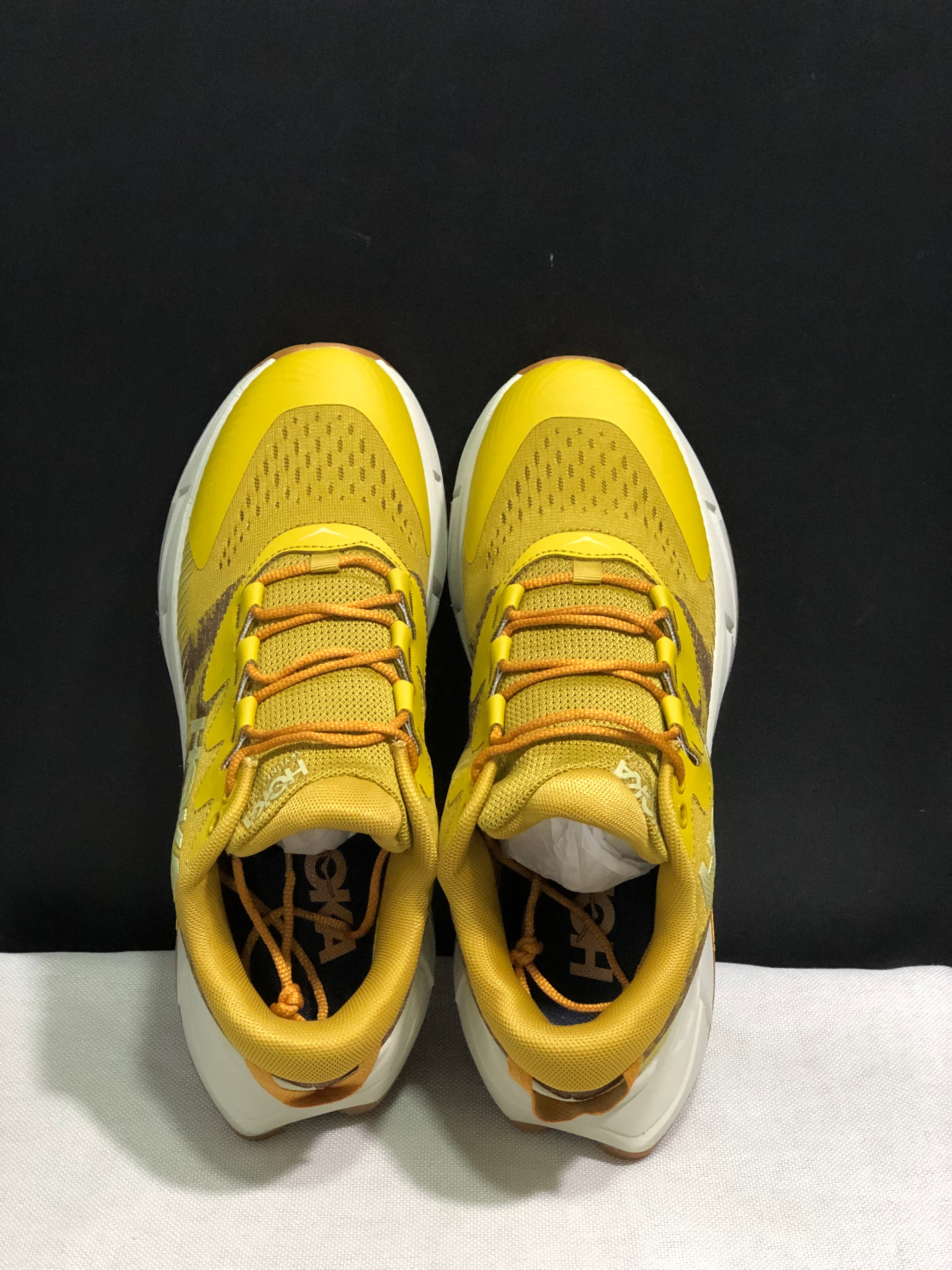 Hoka One One Skyline Float X Outdoor Running Shoes Sneakers Yellow