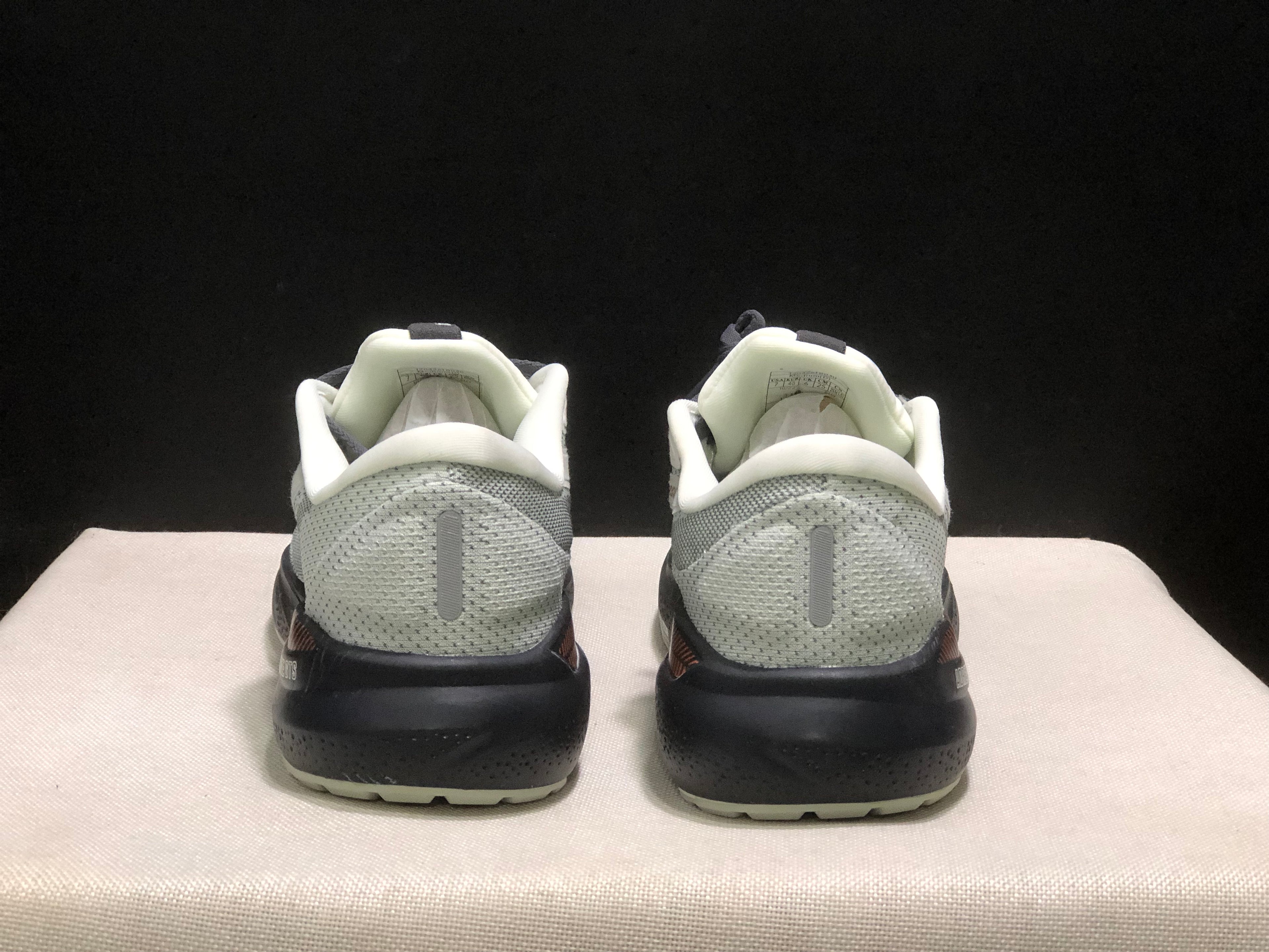 Brooks Adrenaline GTS 24 Casual Running Shoes Mercury/Ebony/Copper