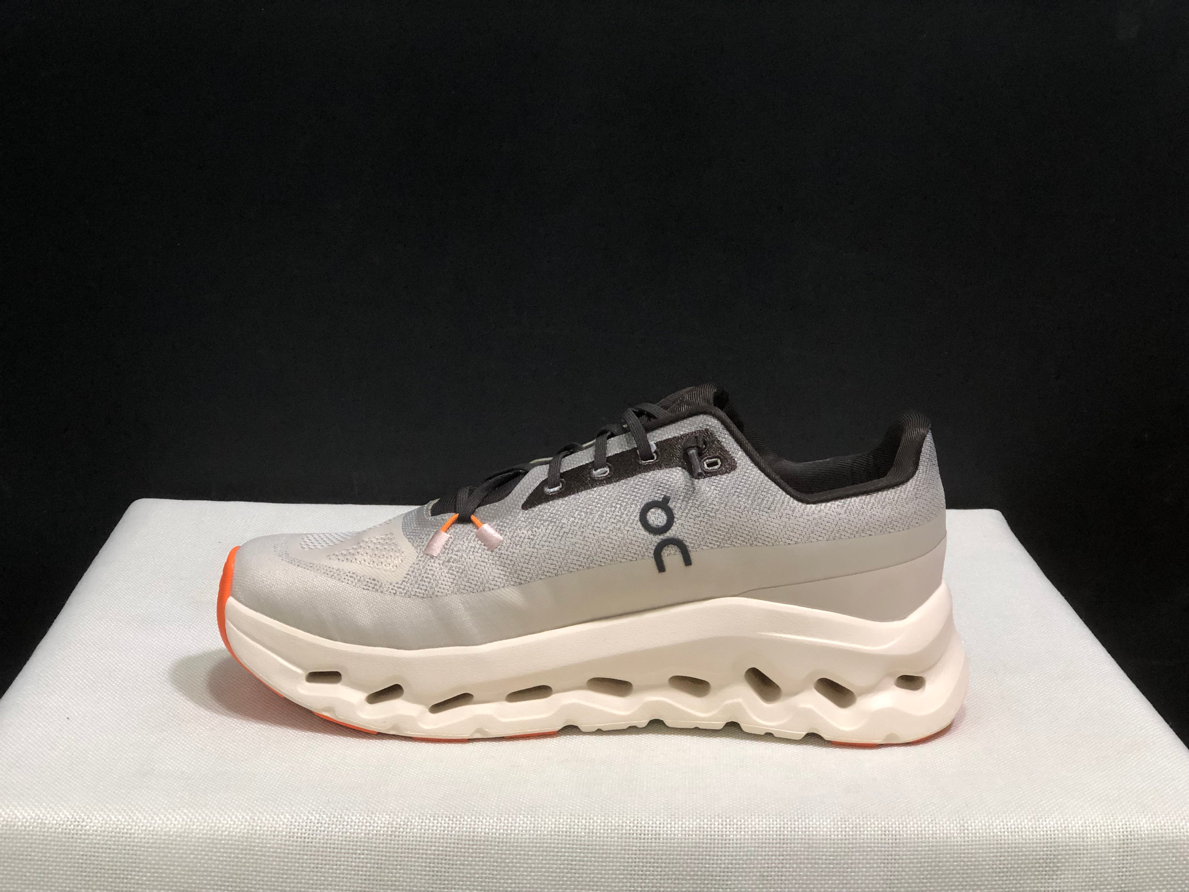 On Running Cloudtilt Durable Casual Life Shoes Apricot/Black