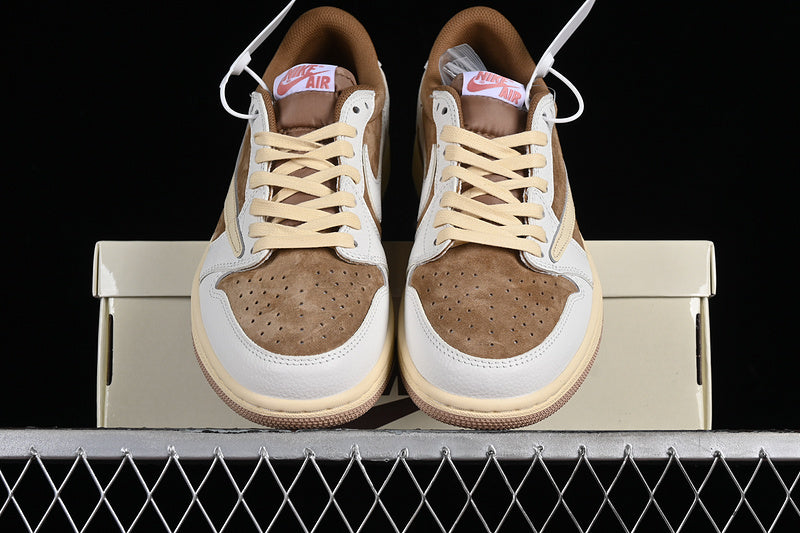Travis Scott Nike Air Jordan 1 Low OG Brown White Sneakers
