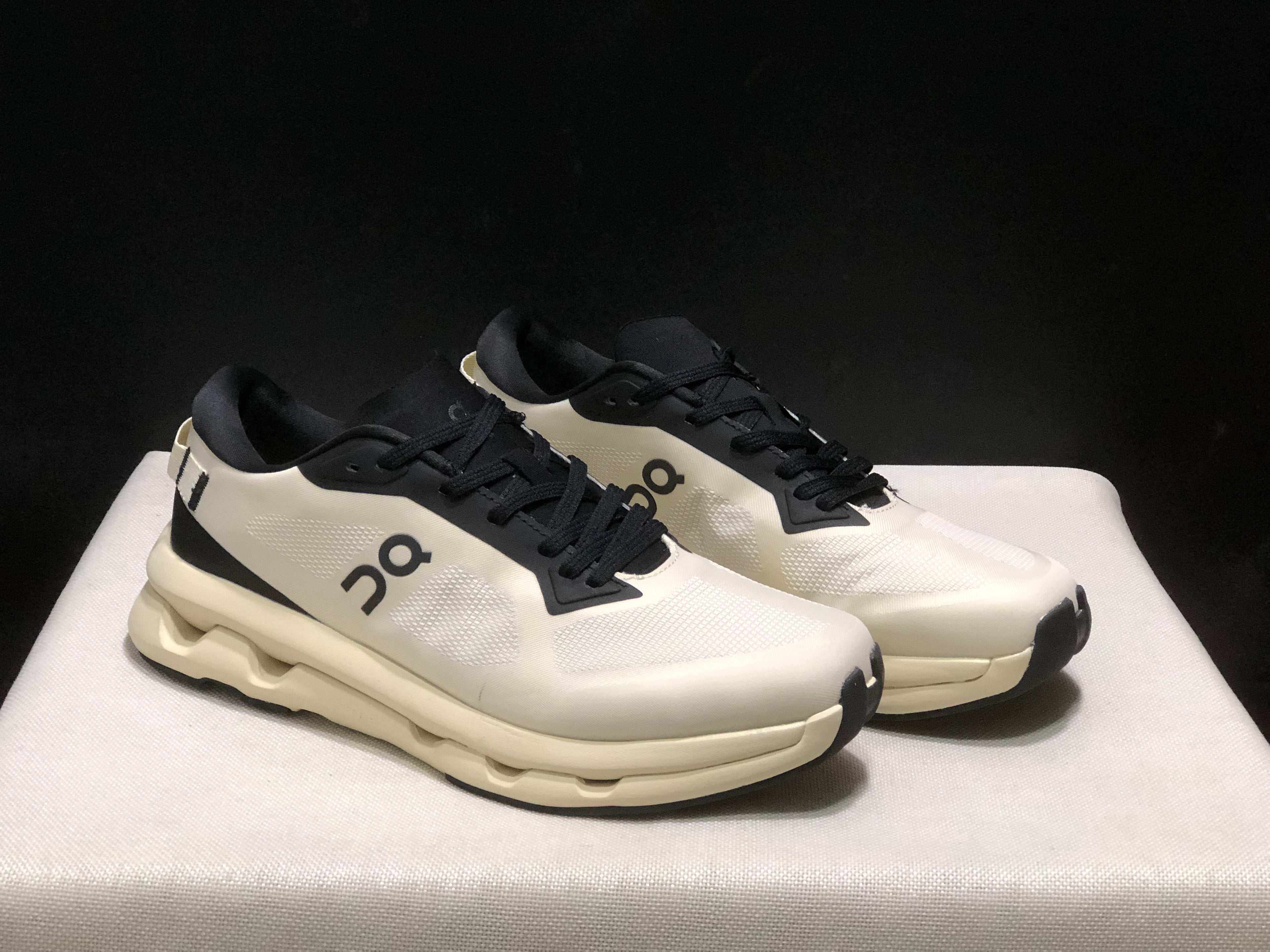 On Running Cloudzone Casual Running Shoes Milky White/Black