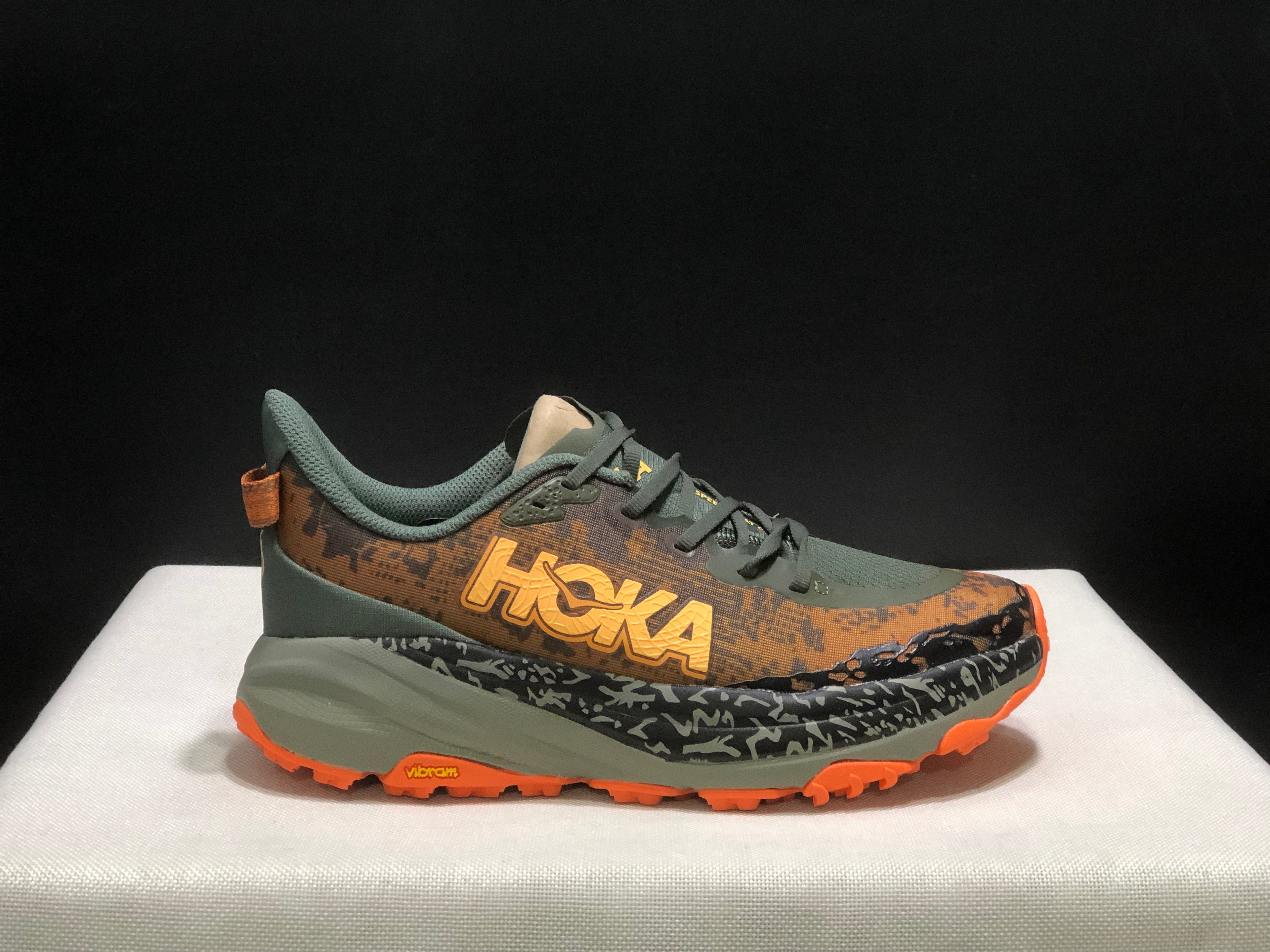 Hoka One One Speedgoat 6 Trail Running Shoes Sneakers Brown