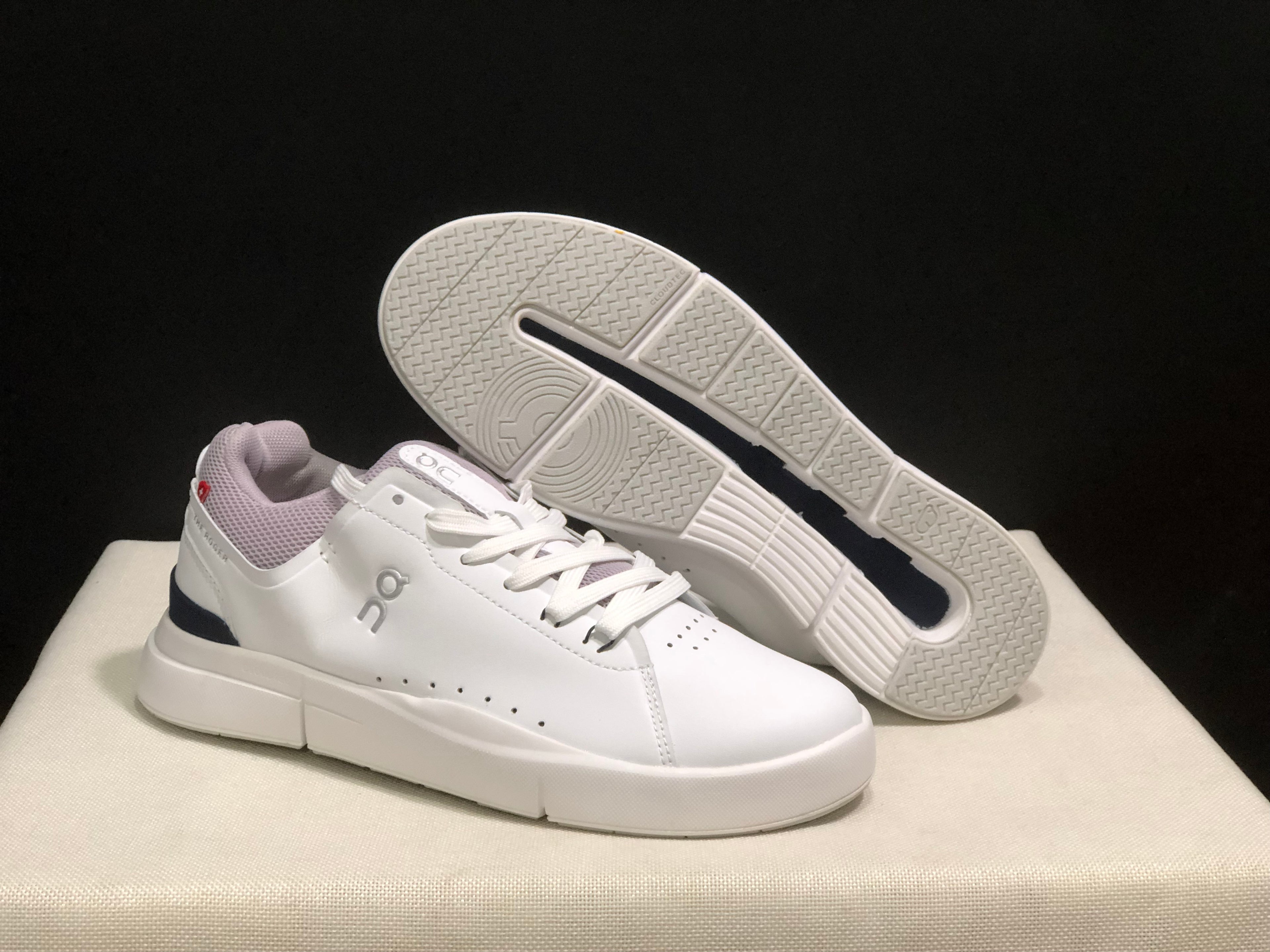 On Running The Roger Spin Board Shoes White/Light Purple