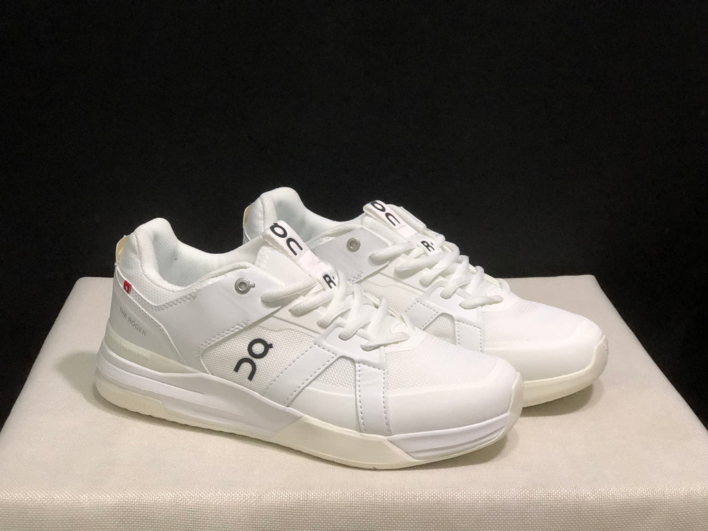 On Running The Roger Clubhouse Pro Anti-Slip Sports Shoes All White