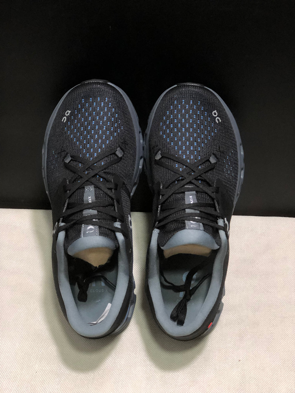 On Running Cloud X4 Comfortable Running Shoes Black/Ash