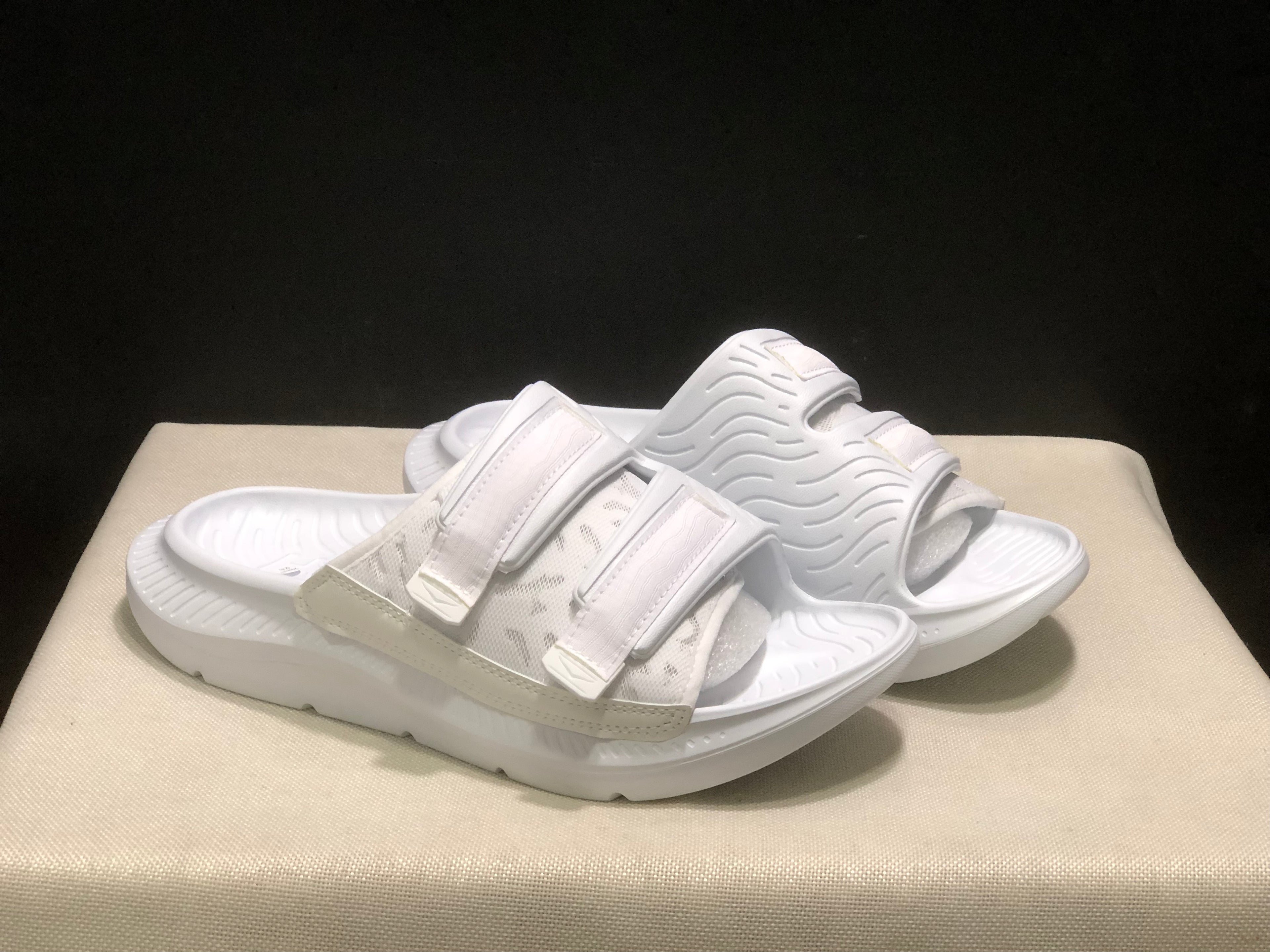 Wtaps x Hoka One One Ora Luxe Comfortable Sandals White