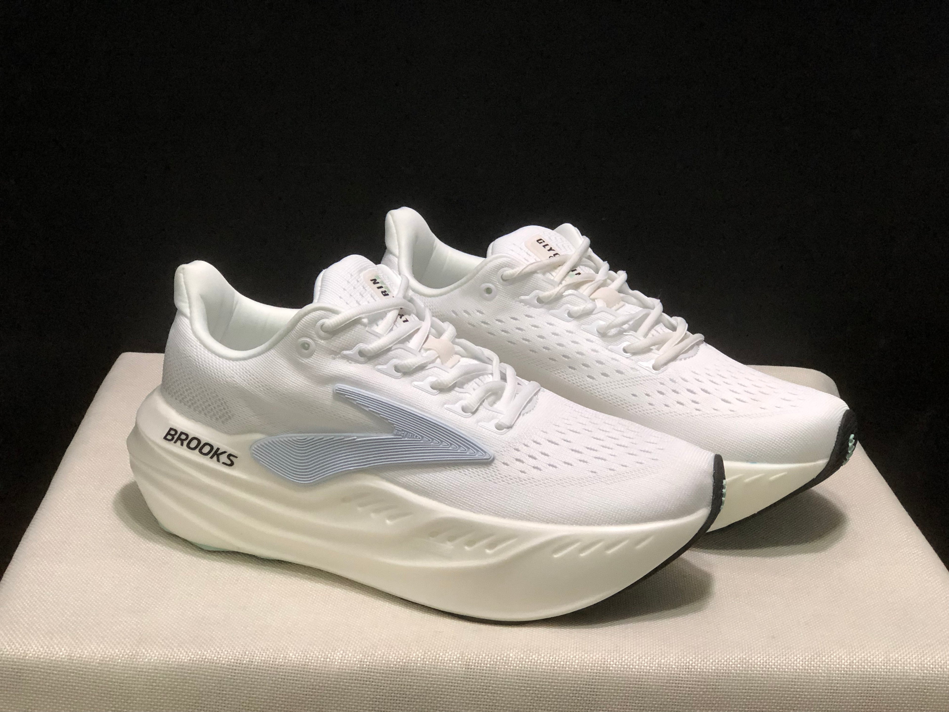 Brooks Glycerin Max Comfortable Low-top Running Shoes White