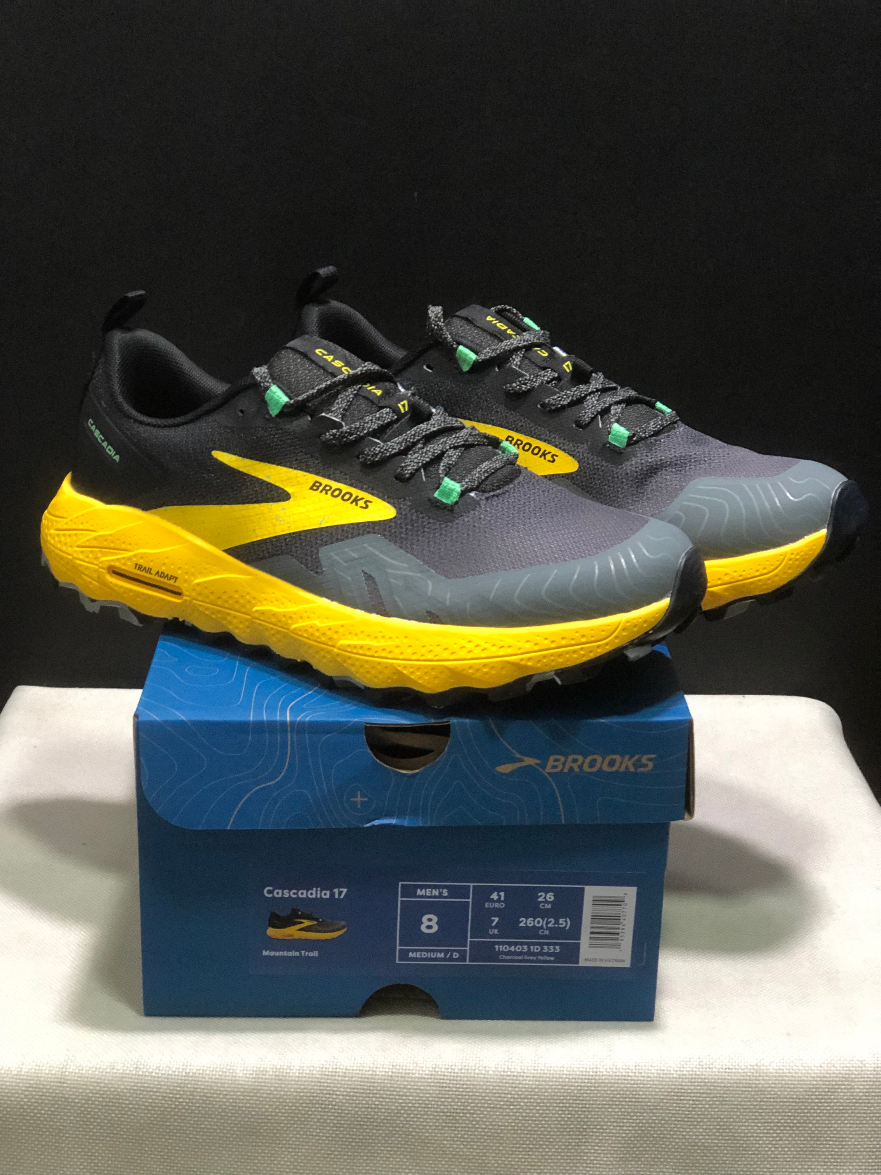 Brooks Cascadia 17 Trail Running Shoes Charcool Grey Yellow