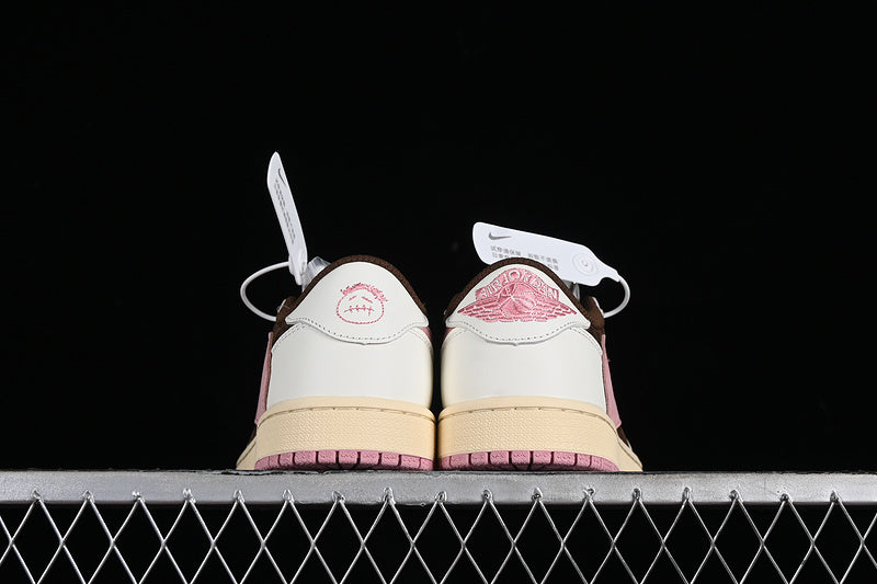 Travis Scott Nike Air Jordan 1 Low OG Dark Pony Pink Oxford Sneakers