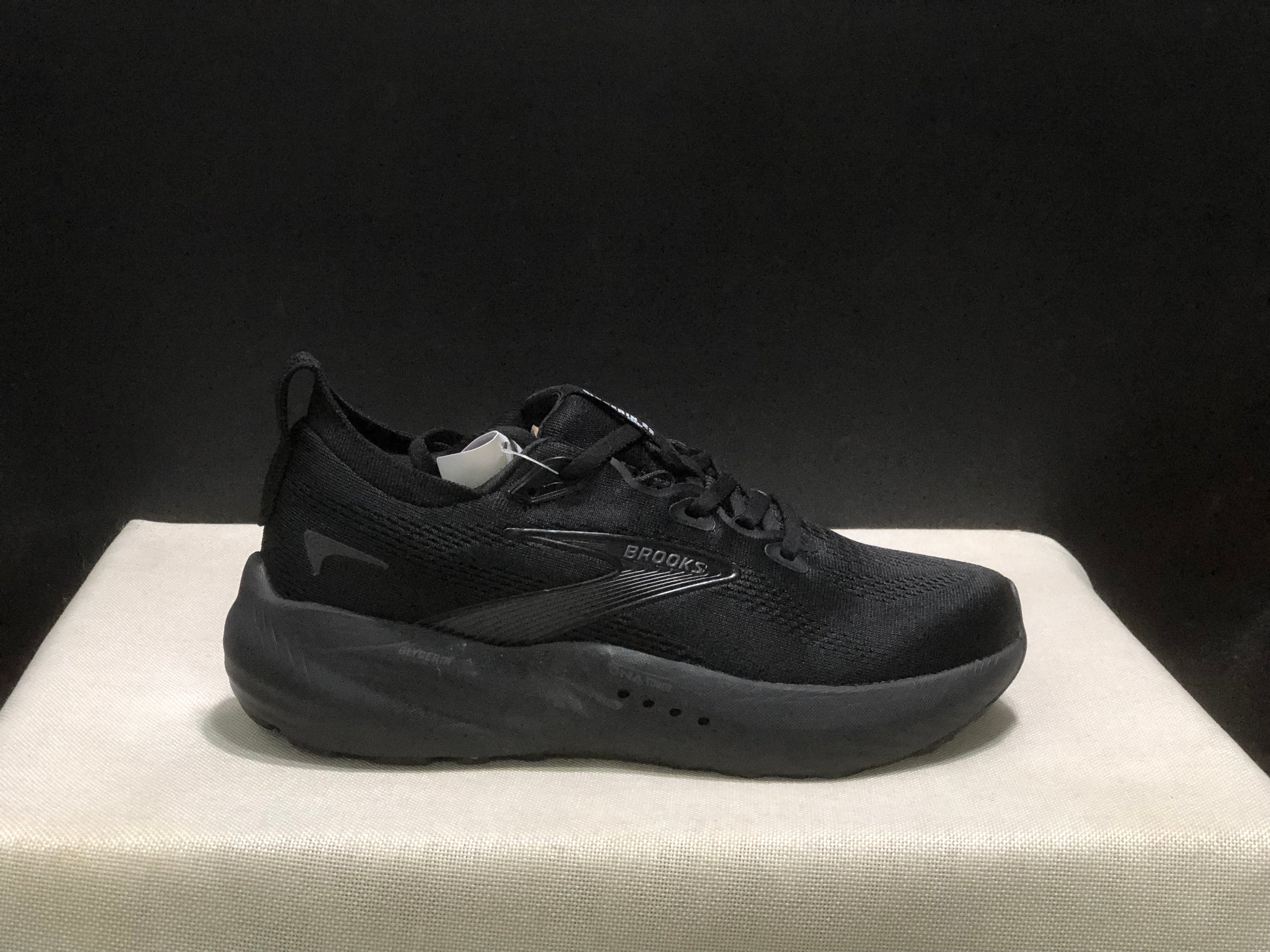 Brooks Glycerin 22 Comfortable Running Shoes Black