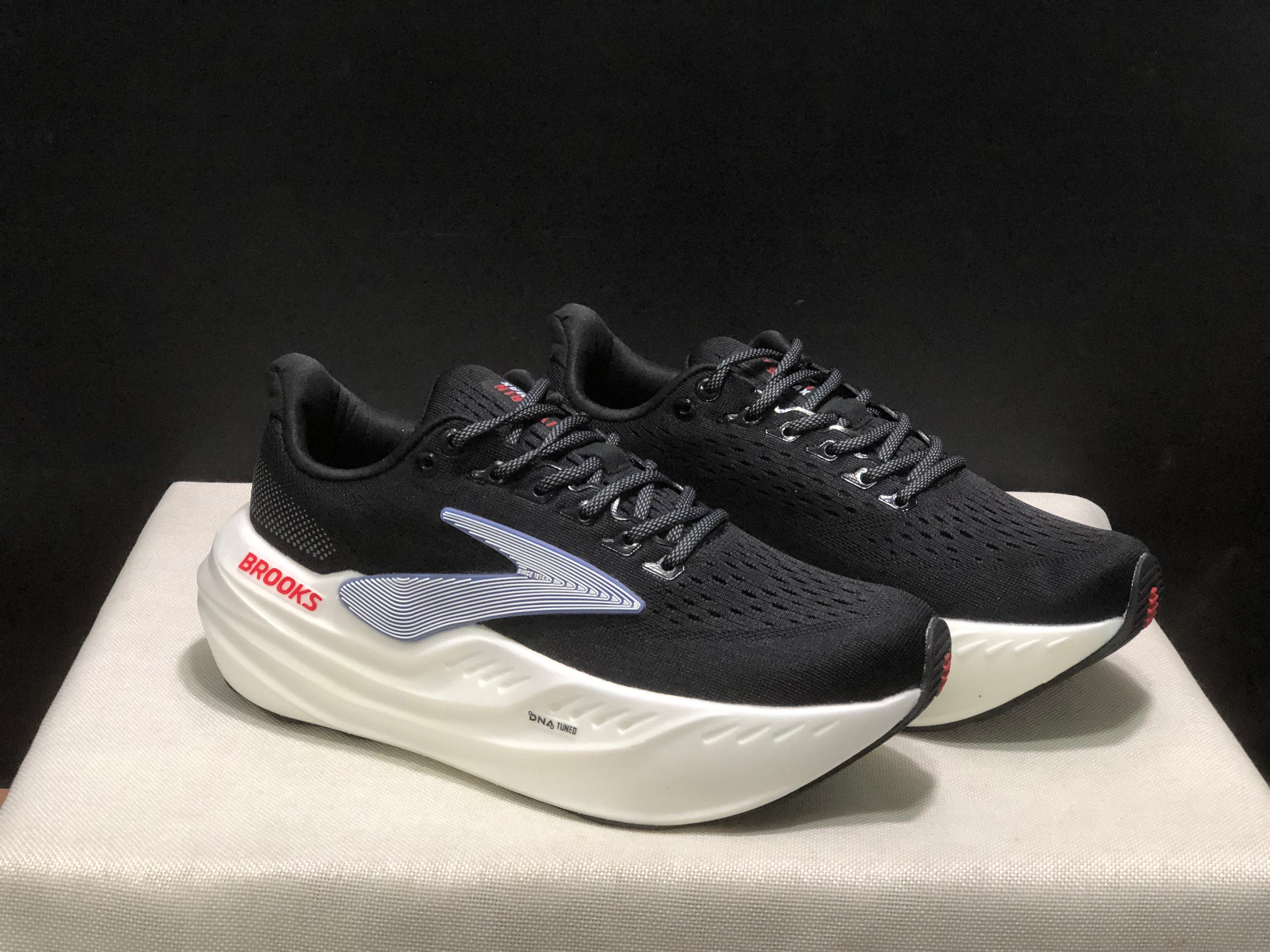 Brooks Glycerin Max Comfortable Low-top Running Shoes Black/White