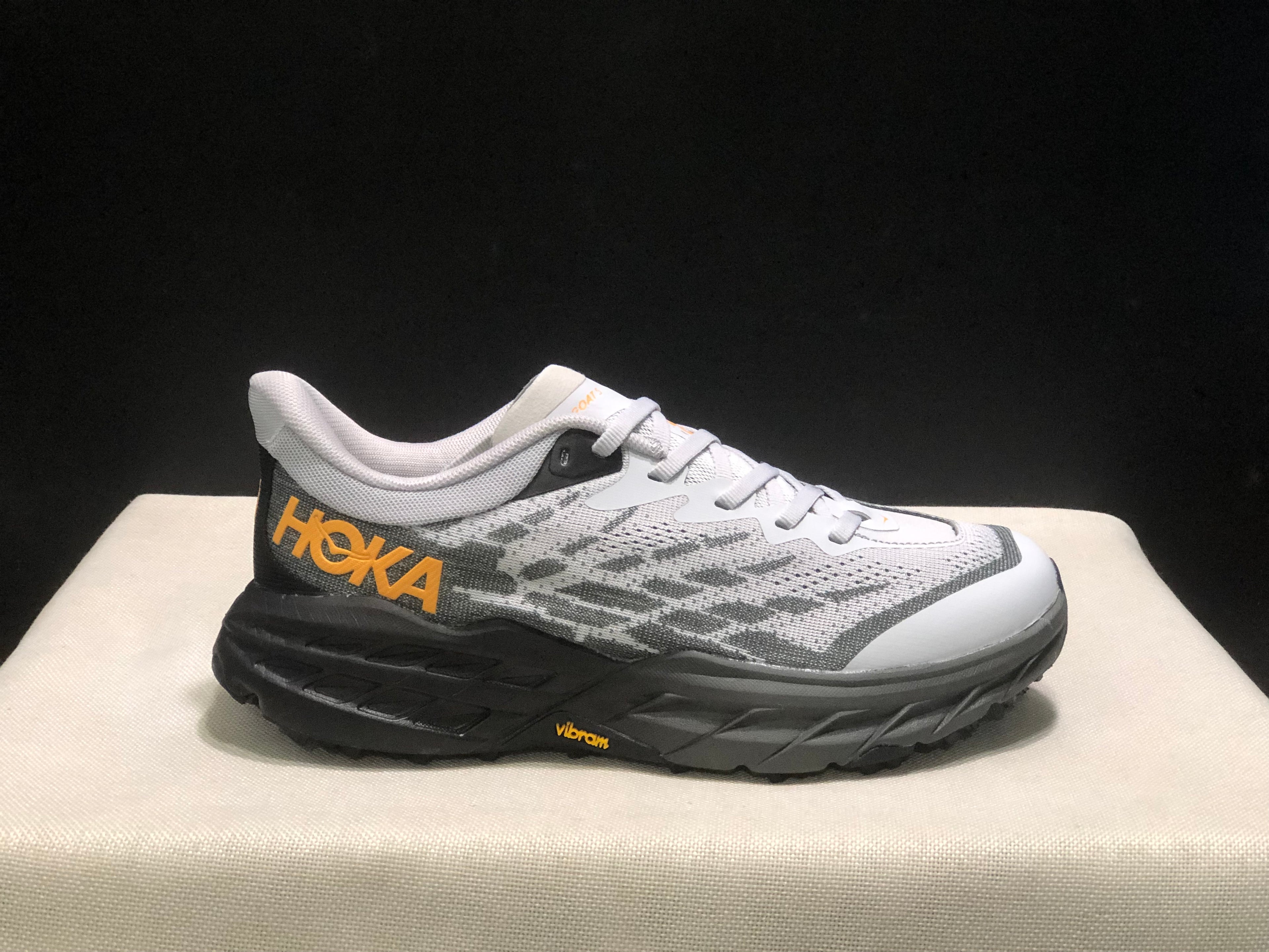 Hoka One One Speedgoat 5 Men's Trail Running Shoes Sneakers White/Black