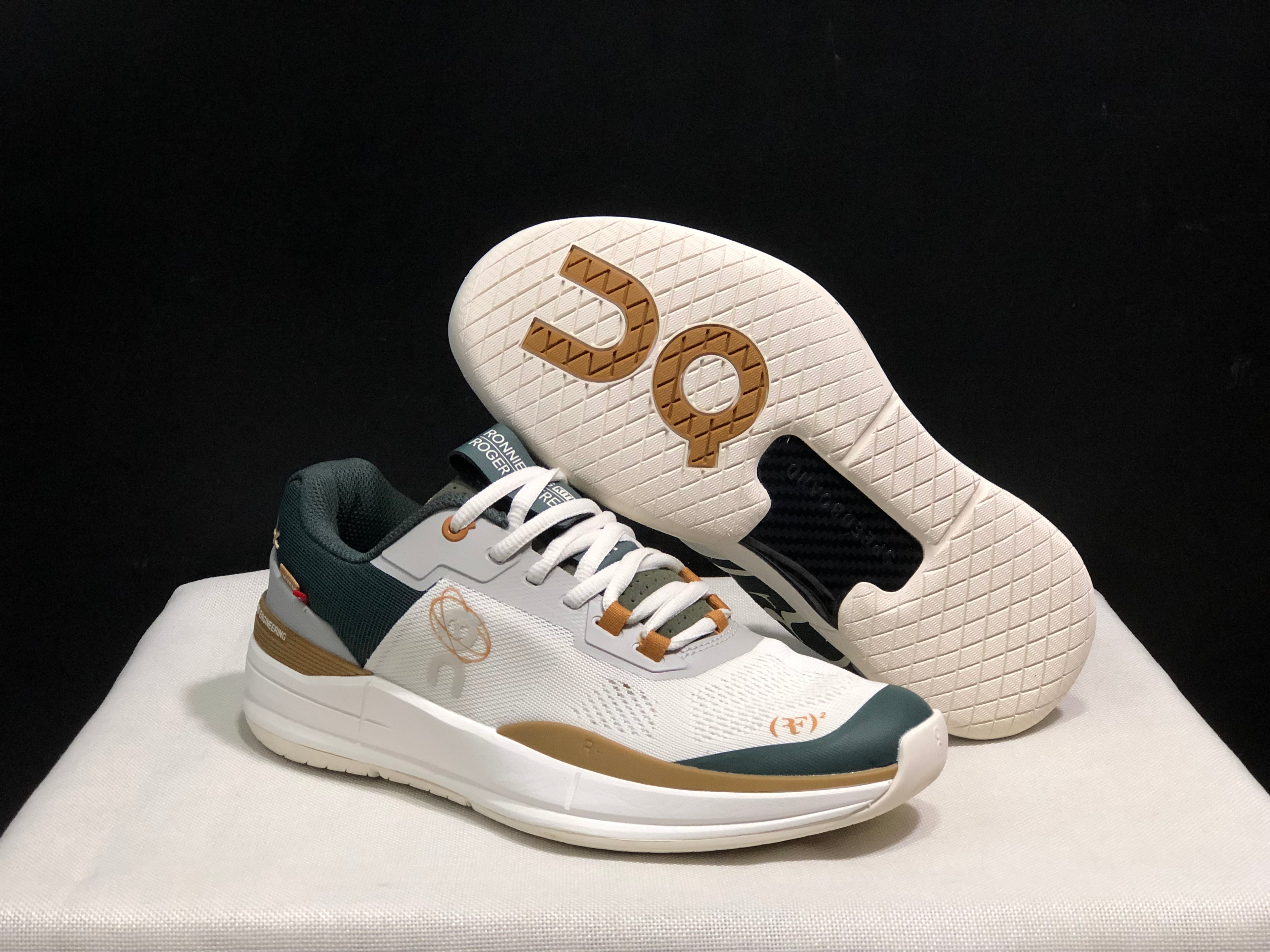 On Running The Roger Rro Durable And Breathable Tennis Shoes Beige/Ink Green