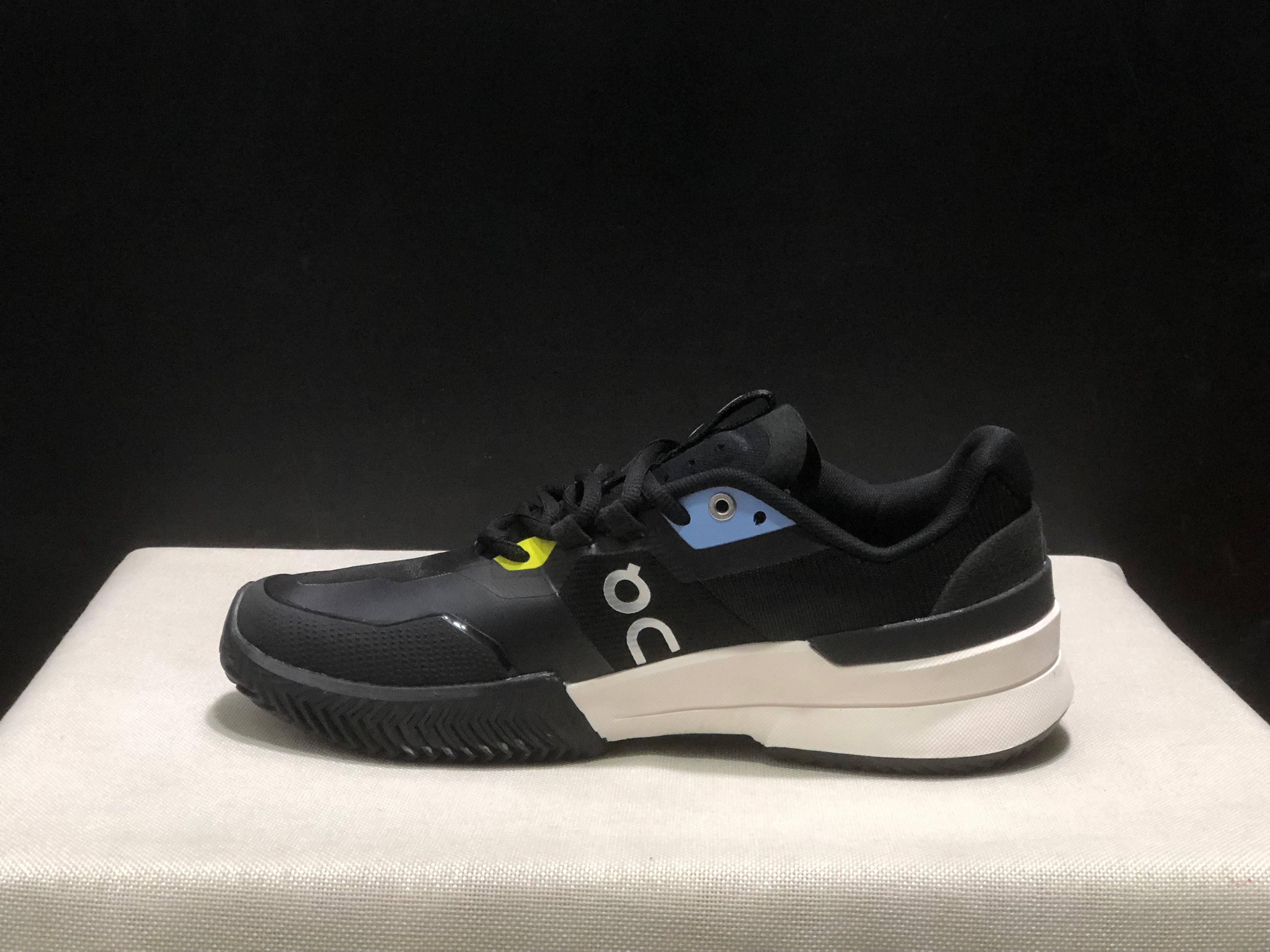 On Running The Roger Pro 2 Breathable Mesh Training Running Shoes Black/White/Lemon Yellow