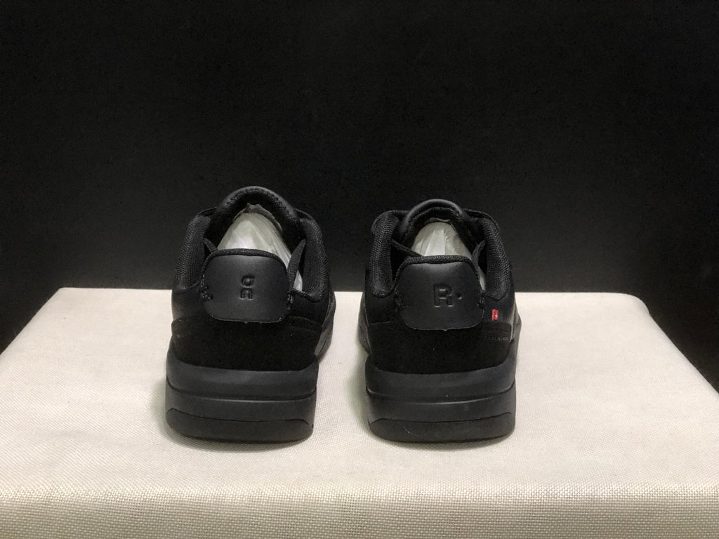 On Running The Roger Clubhouse Casual Sneakers All Black