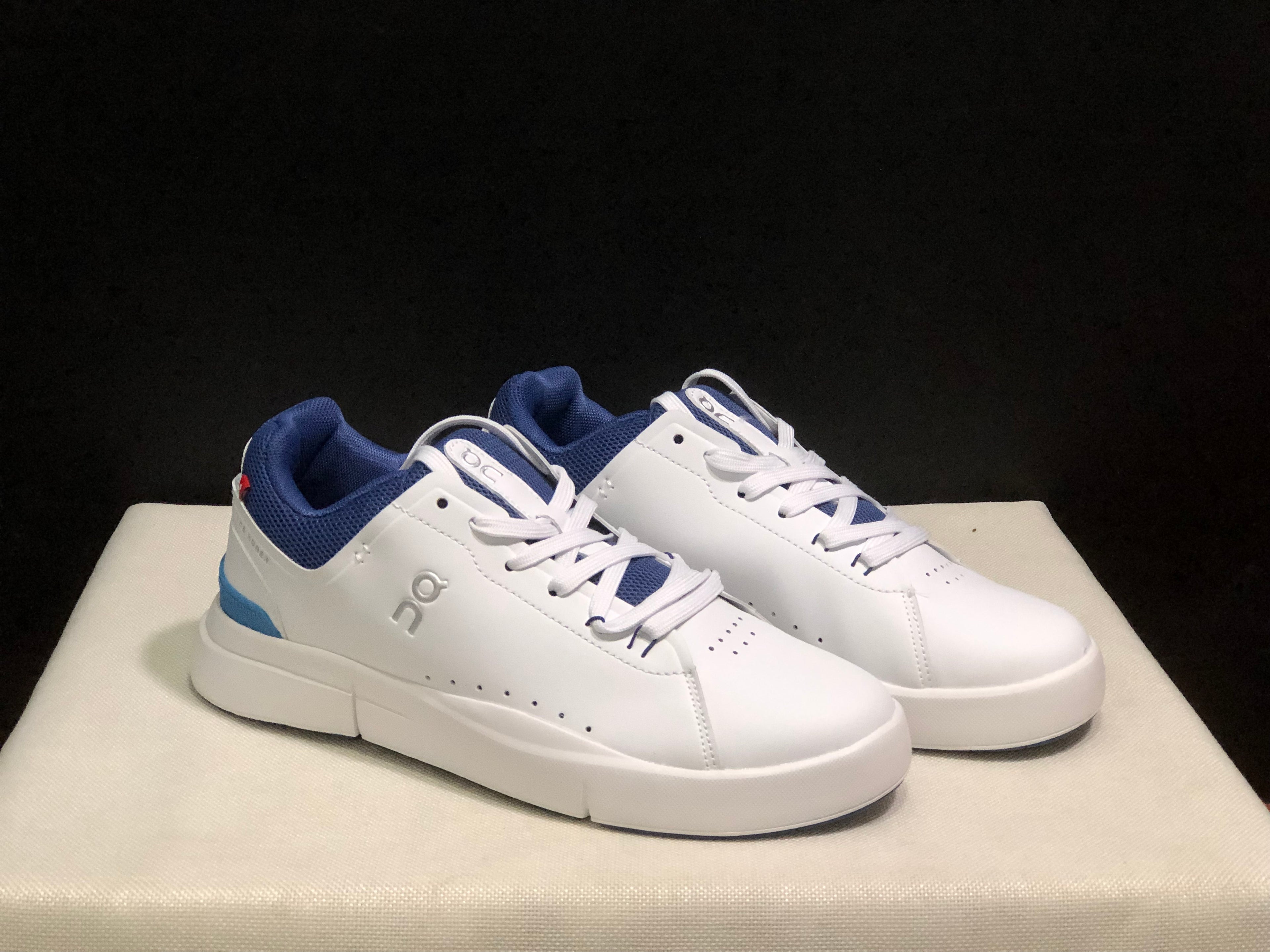 On Running The Roger Spin Board Shoes White/Royal