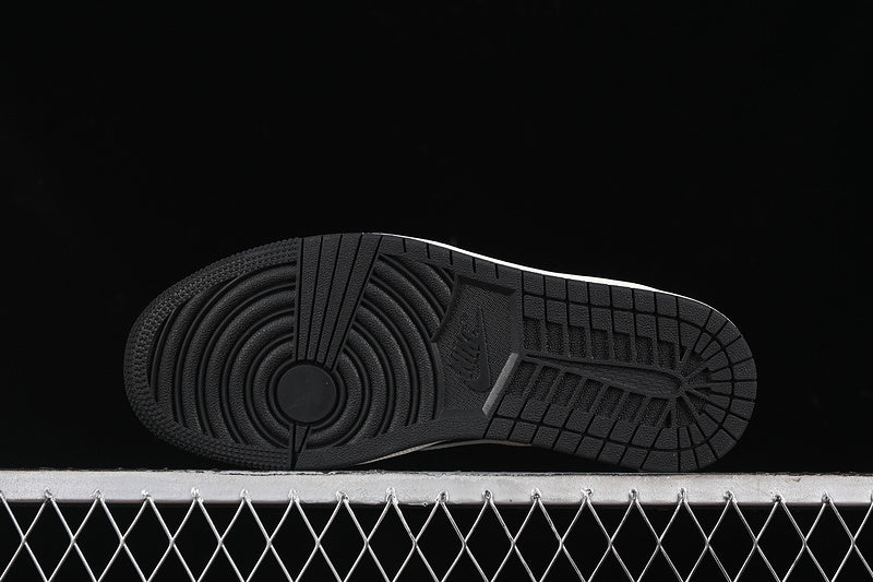Travis Scott Fragment Design Nike Air Jordan 1 Low OG SP Black Sole Black White Sneakers