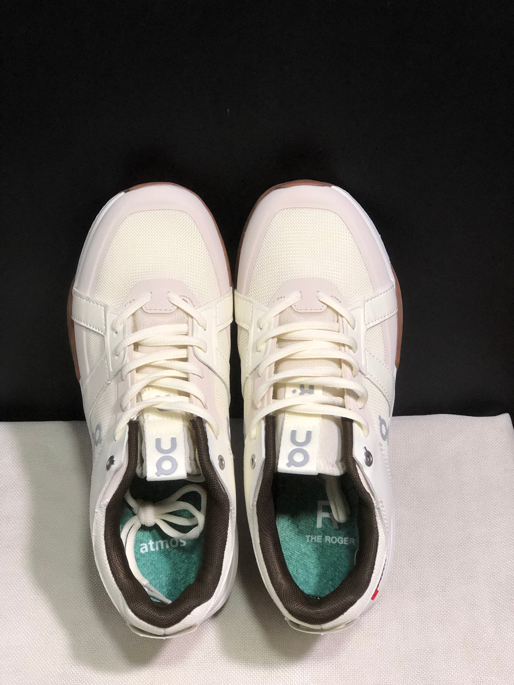 On Running The Roger Clubhouse Pro Anti-Slip Sports Shoes Ivory/Brown