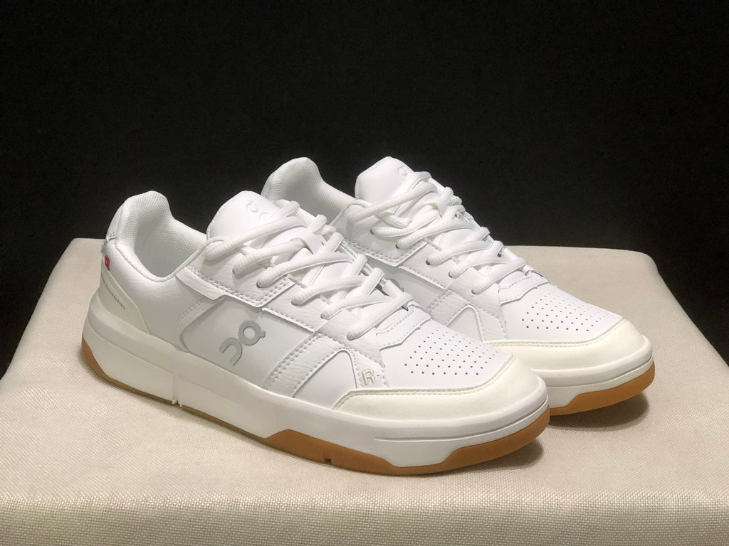 On Running The Roger Clubhouse Casual Sneakers White/Ivory