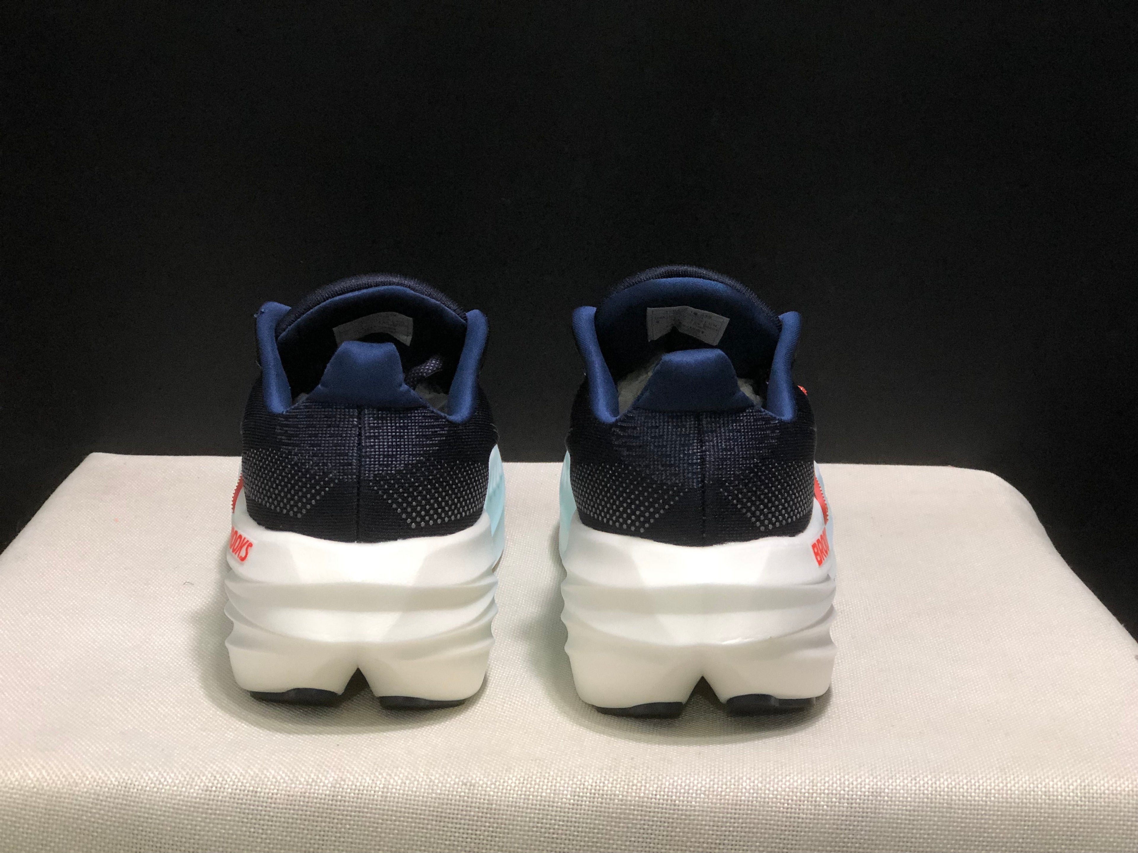 Brooks Glycerin Max Comfortable Low-top Running Shoes Dark Blue