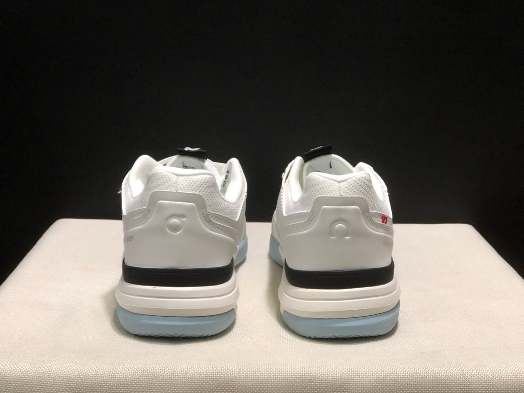 On Running The Roger Clubhouse Pro White Anti-Slip Sports Shoes