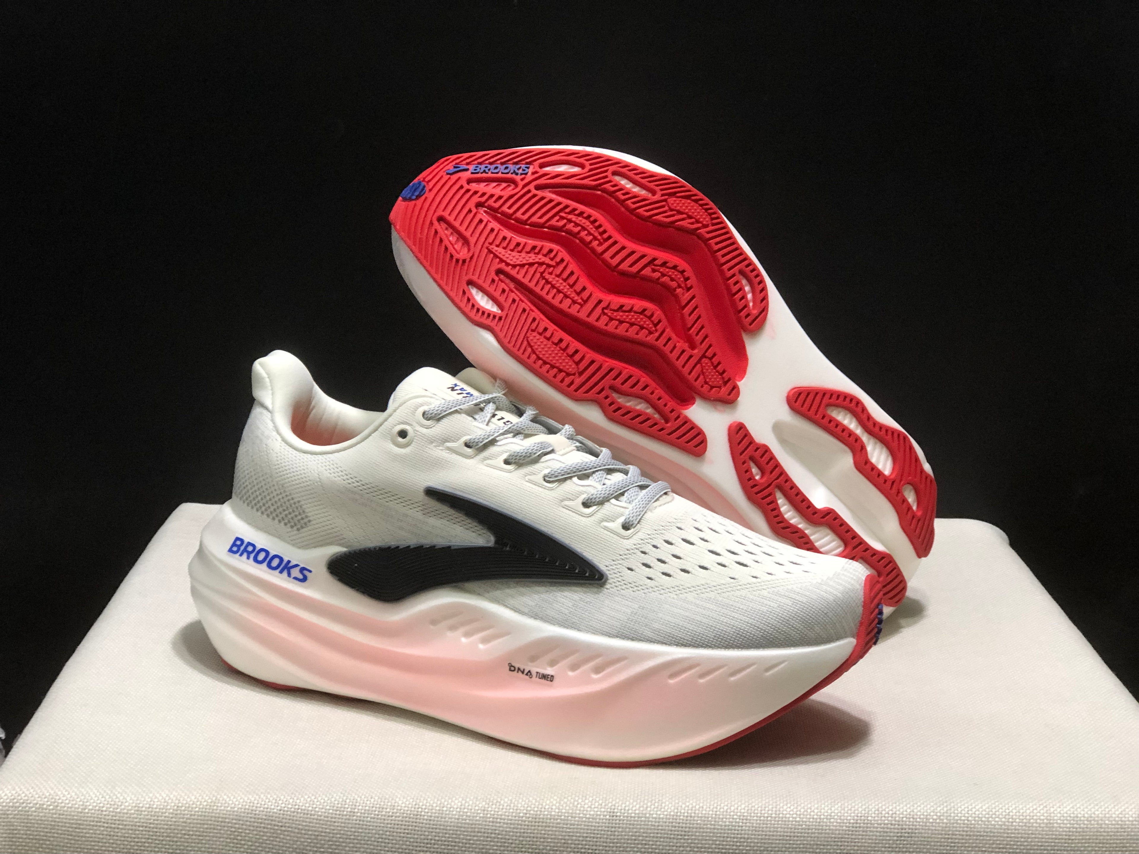 Brooks Glycerin Max Comfortable Low-top Running Shoes White/Black/Pink