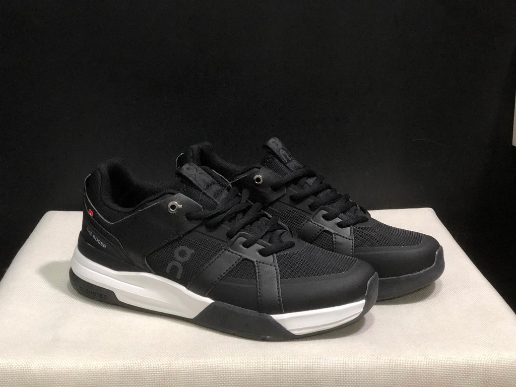 On Running The Roger Clubhouse Pro Anti-Slip Sports Shoes Black/White