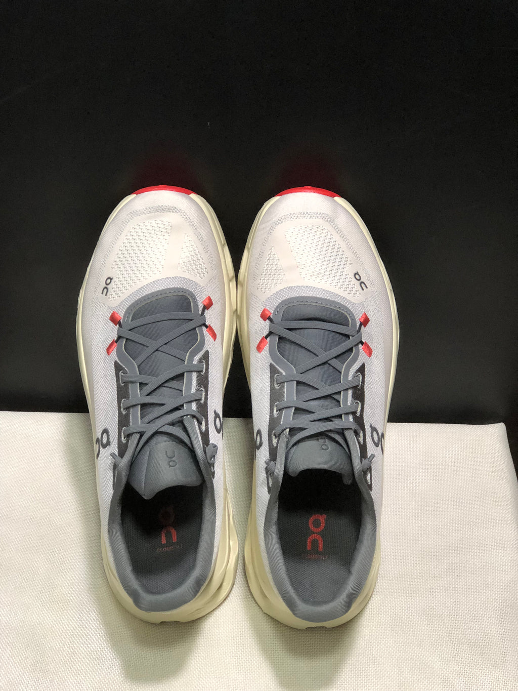 On Running Cloudtilt Shock Absorption Casual Running Shoes Rock/Sand