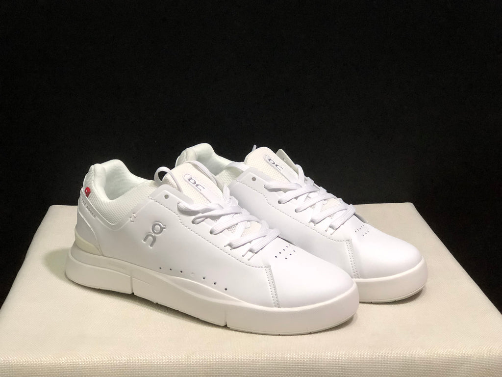 On Running The Roger Spin Board Shoes All White