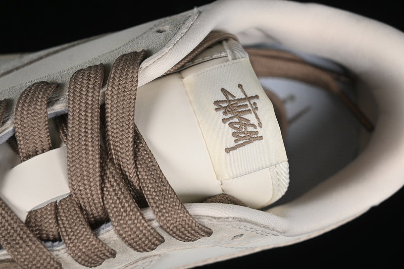 Travis Scott Fragment Design Nike Air Jordan 1 Low OG SP Beige Khaki Sneakers