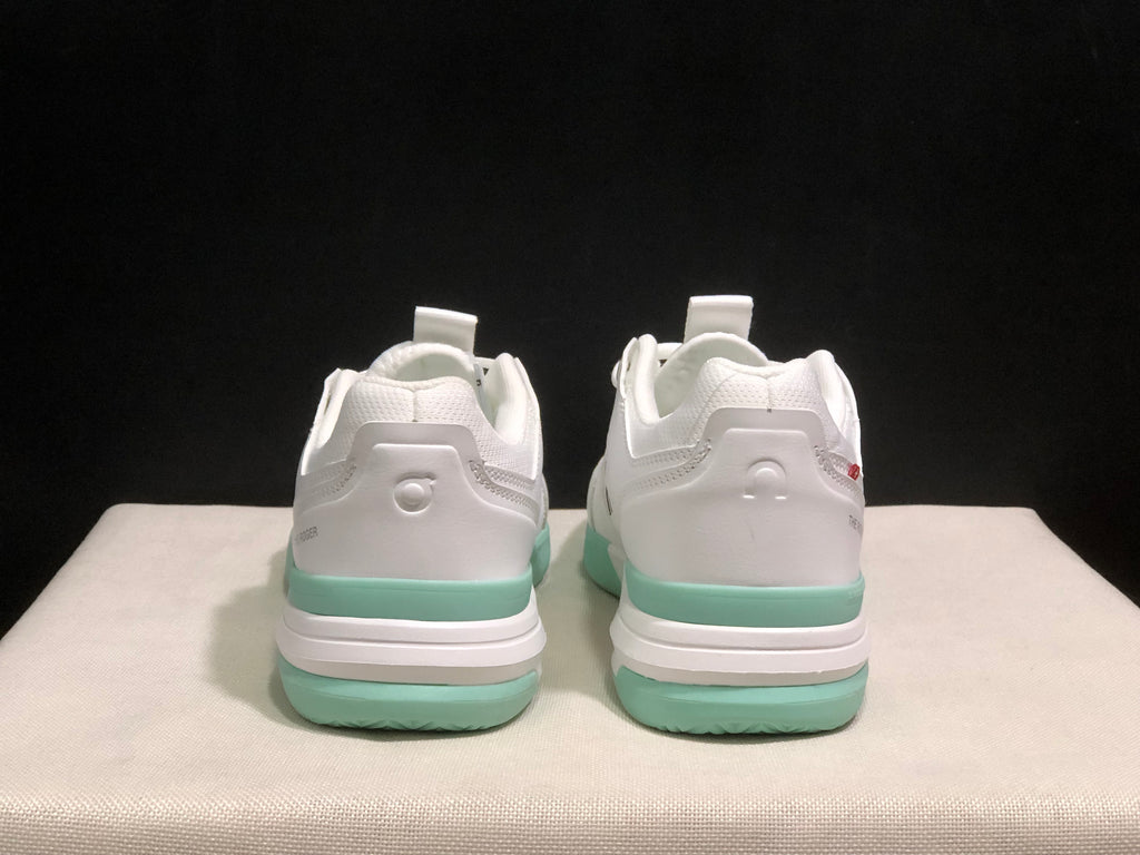 On Running The Roger Clubhouse Pro Anti-Slip Sports Shoes White/Light Green