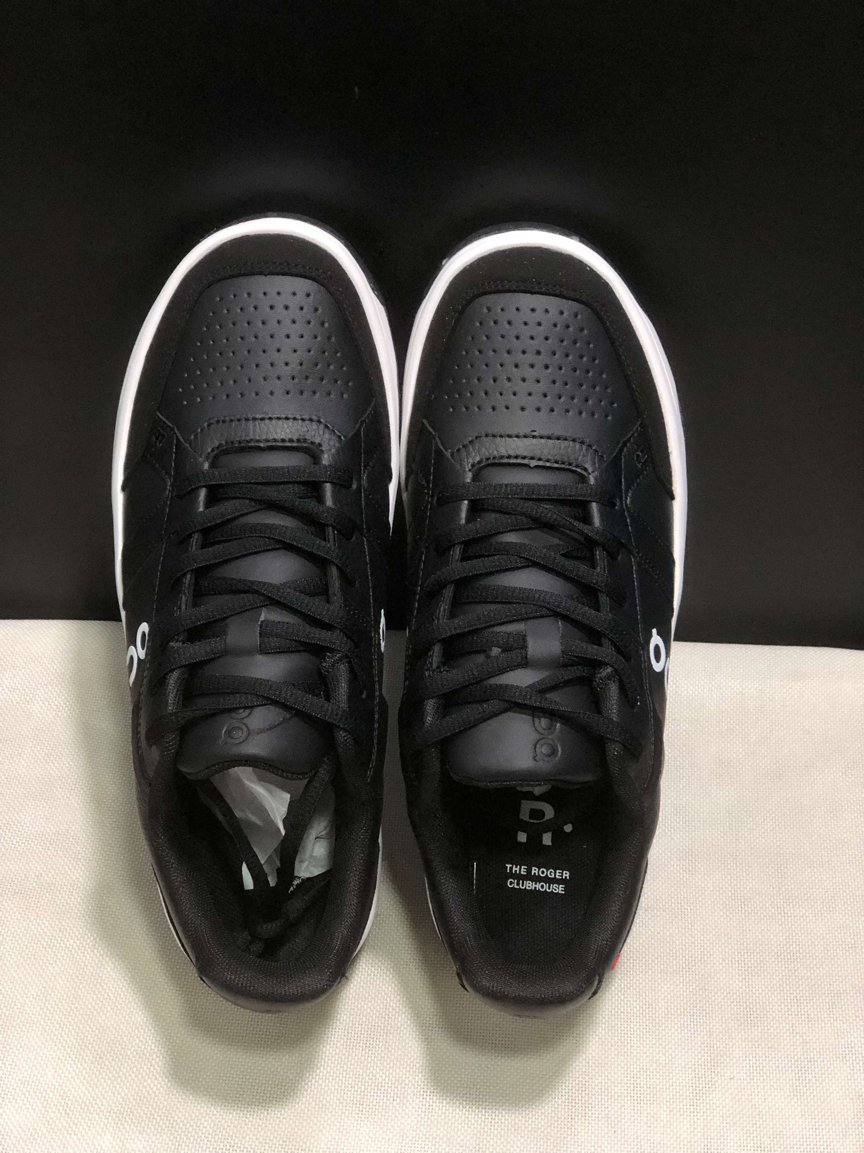 On Running The Roger Clubhouse Casual Sneakers Black/White