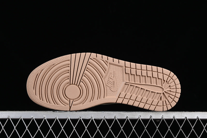 Travis Scott Nike Air Jordan 1 Low OG Brown White Sneakers