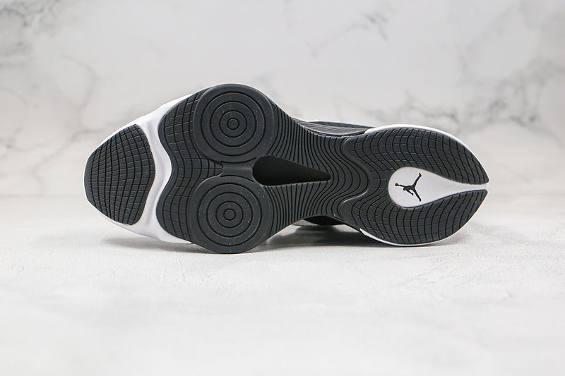 Nike Air Jordan Zoom Renegade White Black Sneakers