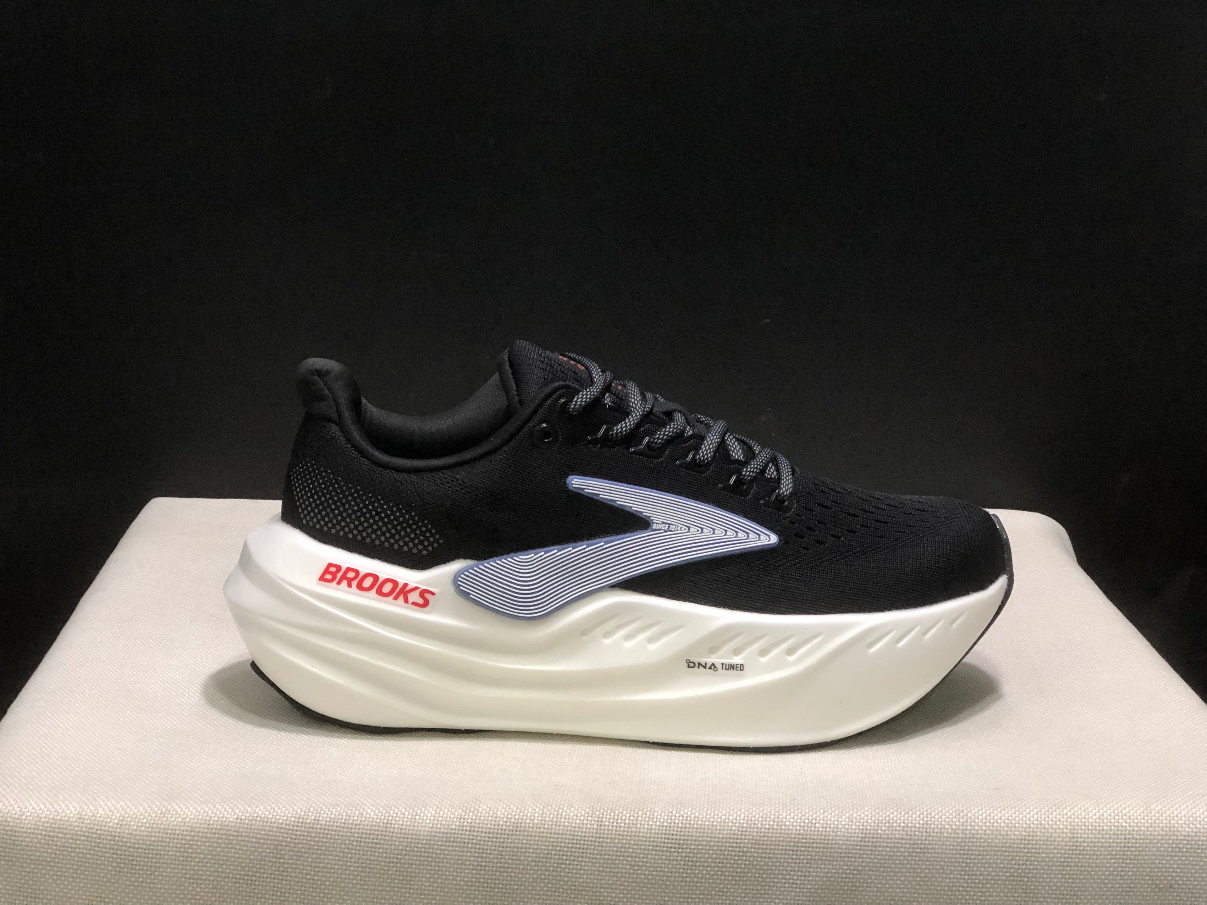 Brooks Glycerin Max Comfortable Low-top Running Shoes Black/White