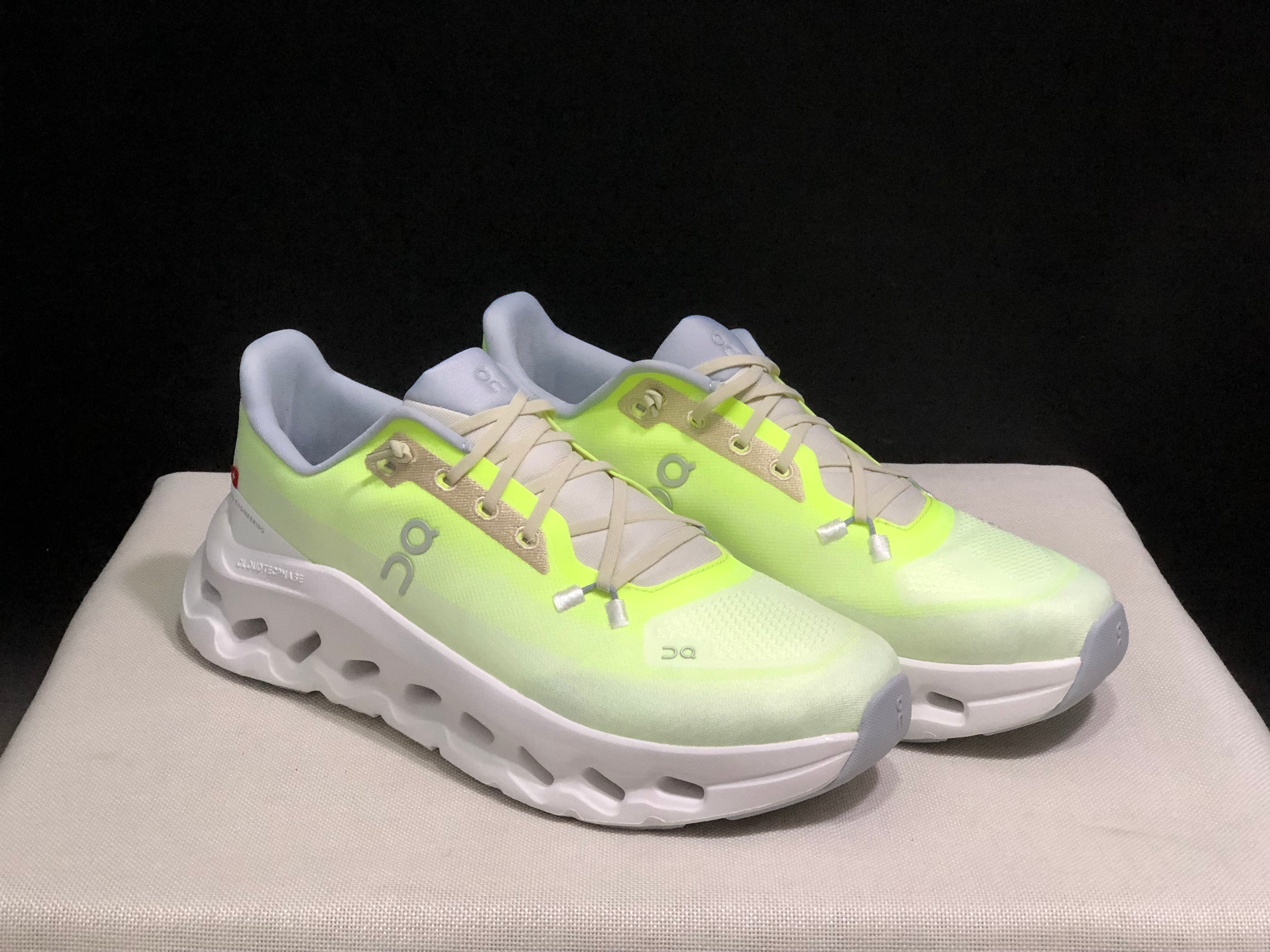 On Running Cloudtilt Durable Casual Life Shoes Fluorescent Green/Ivory